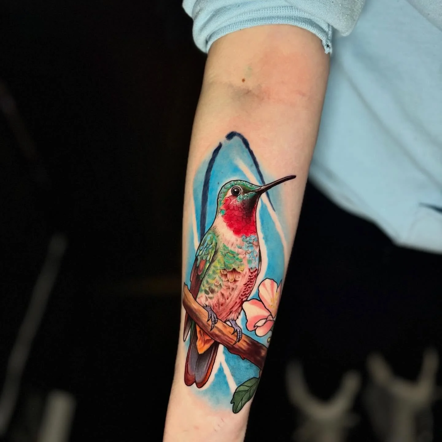 A colorful hummingbird brought to life by Carey. Always grateful for the trust our clients place in us 🖤

@liu.artcollective has limited availability February &amp; March. DM or email him to book! 

#colortattoos #neotraditionaltattoos #illustrative