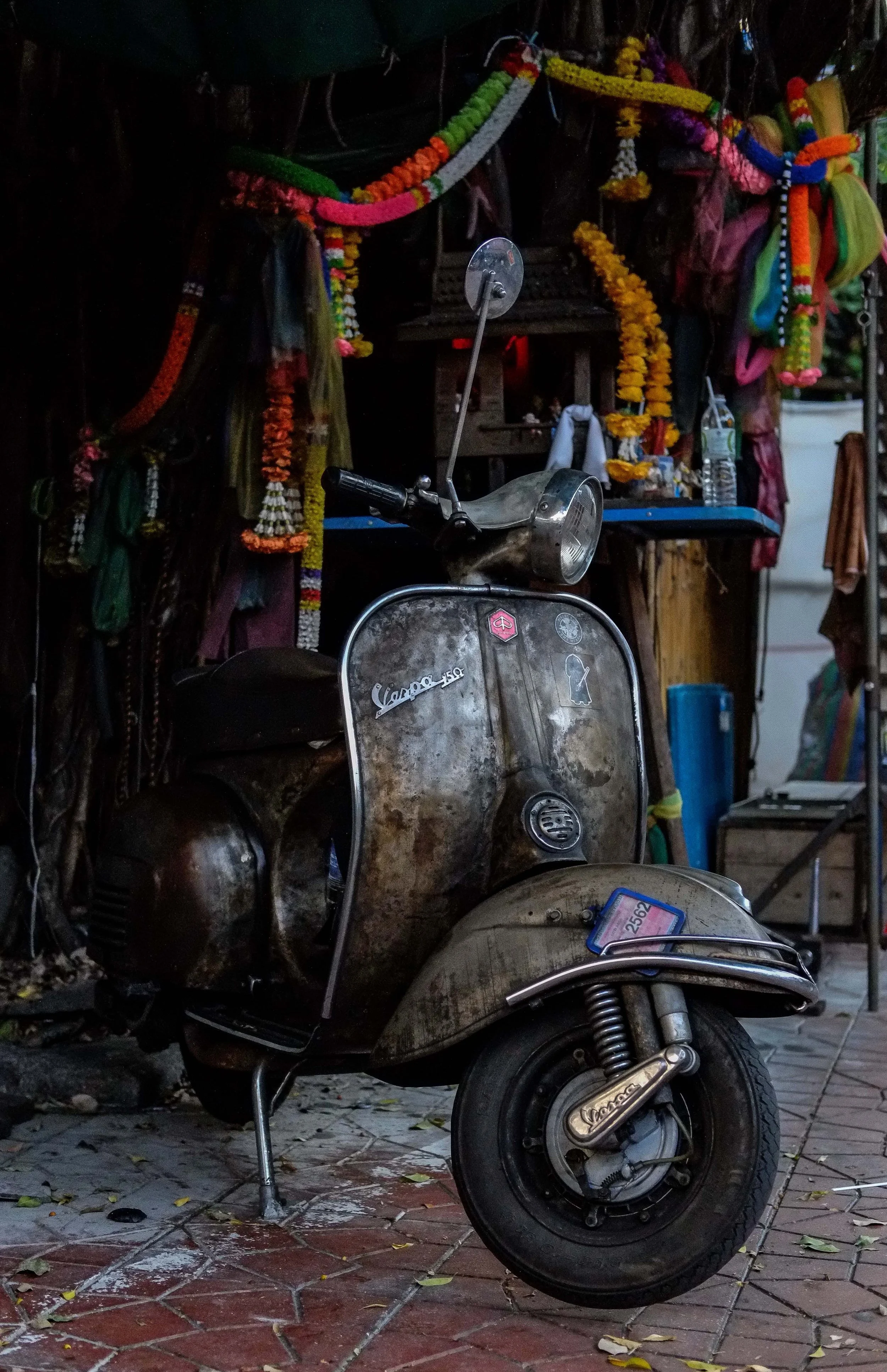 Old Vespa - Bangkok, Thailand