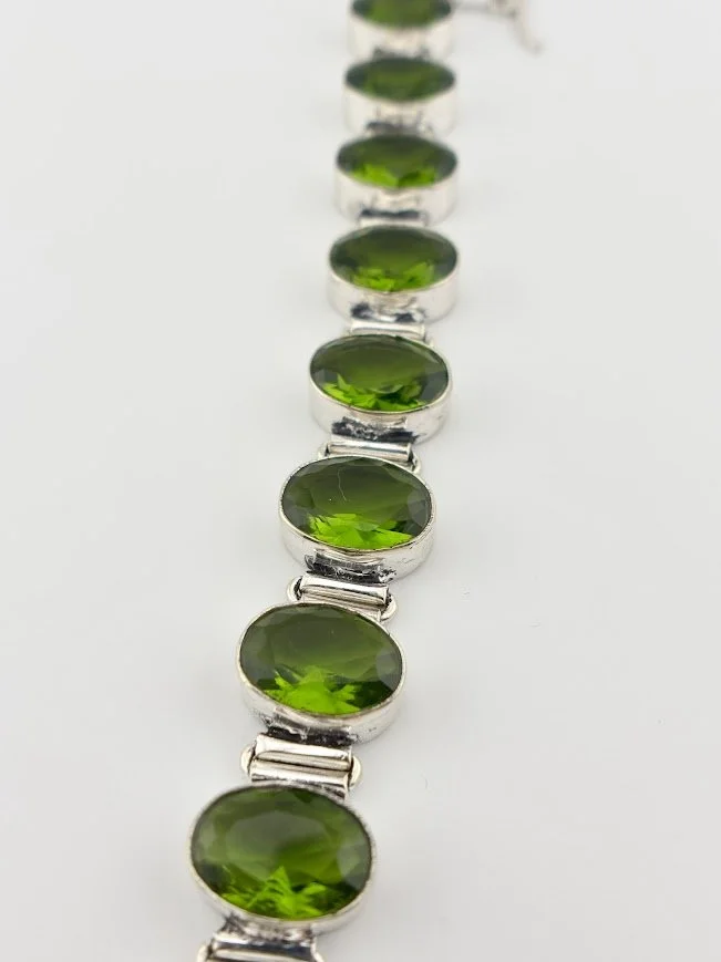 Chrome Diopside Bracelet in Silver Plated Metal
