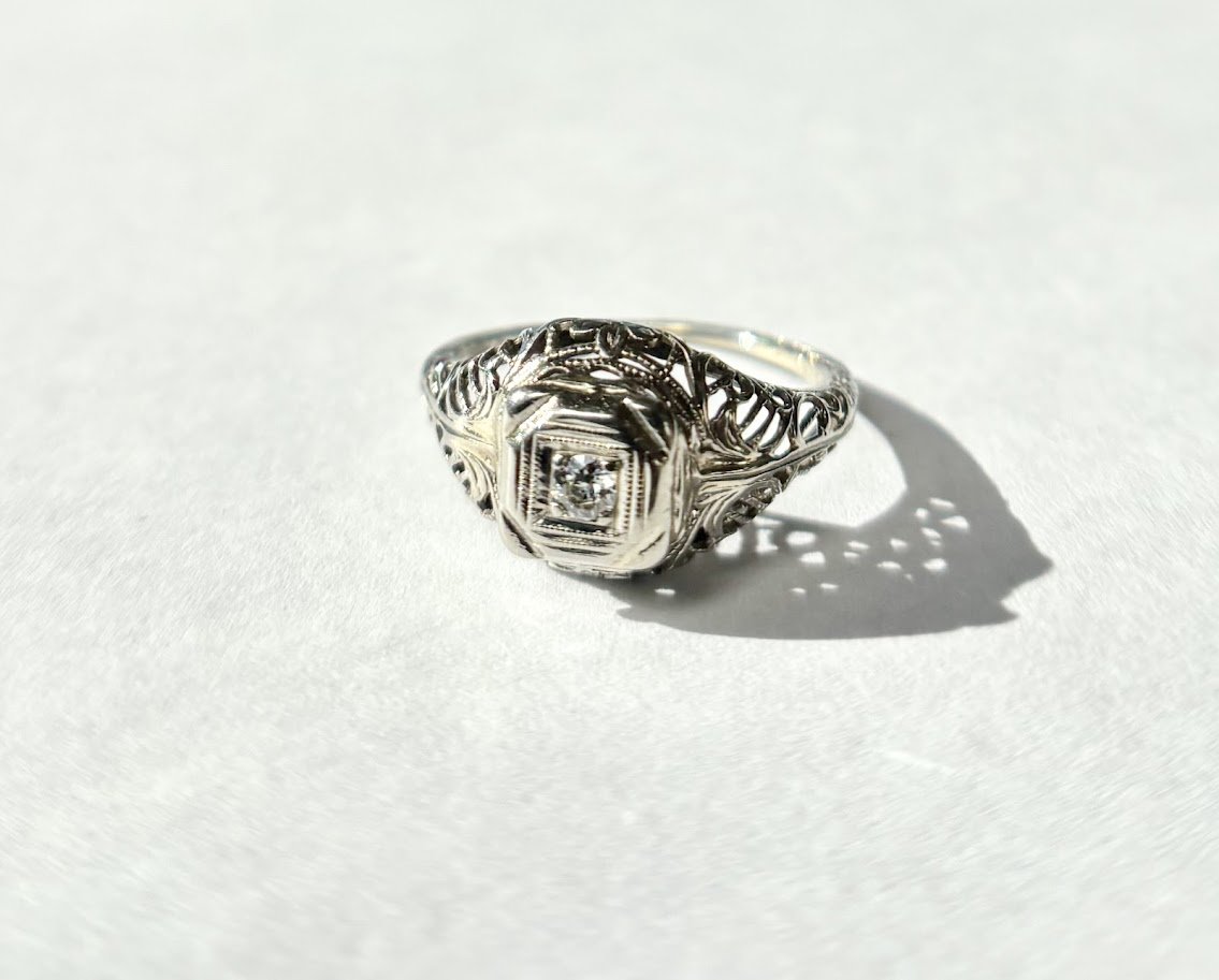 Late Art Deco Bezel-Set Diamond Filigree Ring in 14K White Gold