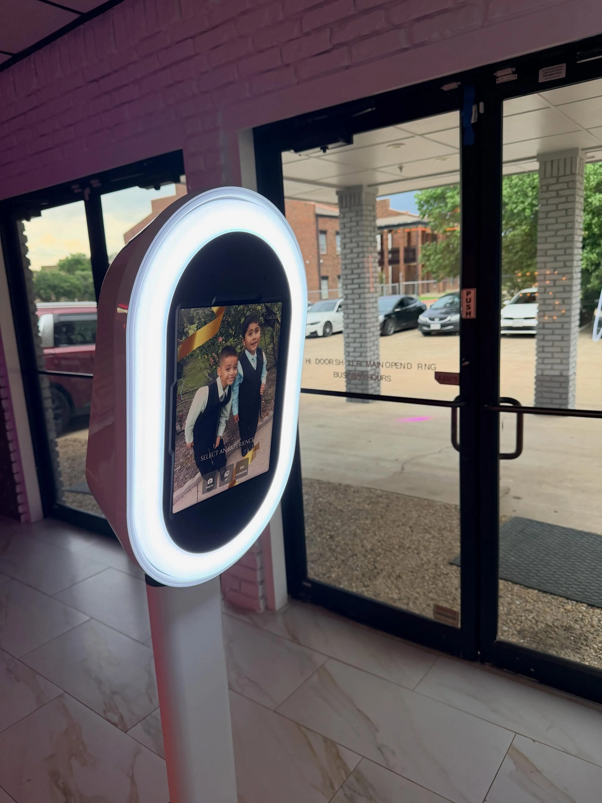 Setup 511 🎓 Ivann + Luis Grad Party

Contact Us
(469)490-0913
&bull;
Rowlett , Texas
&bull;
#PremierFotobooth #photobooth #dfwvendor #TakeAPhotoltllLastLonger #DallasTX