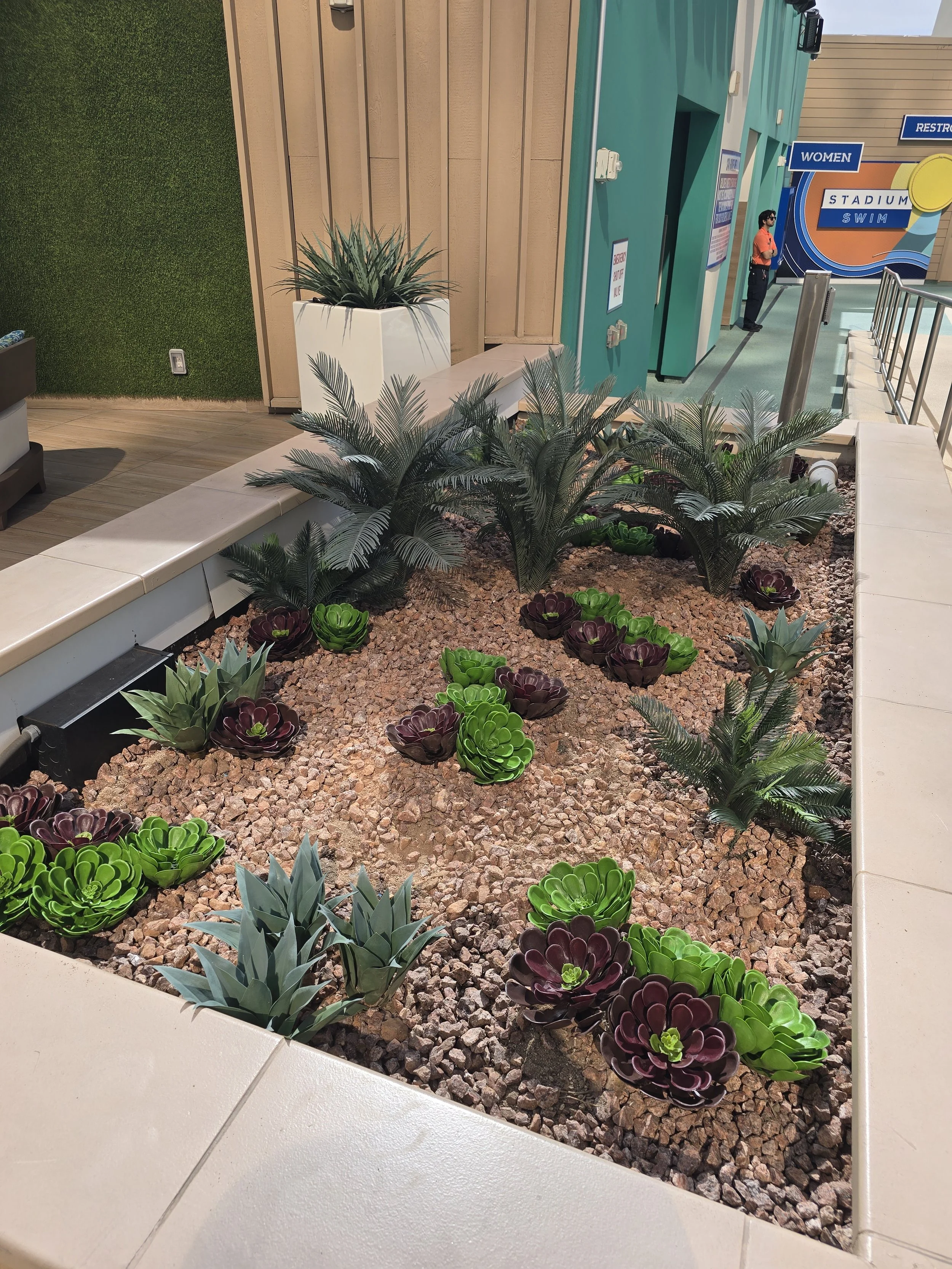 Owner Suite Planters