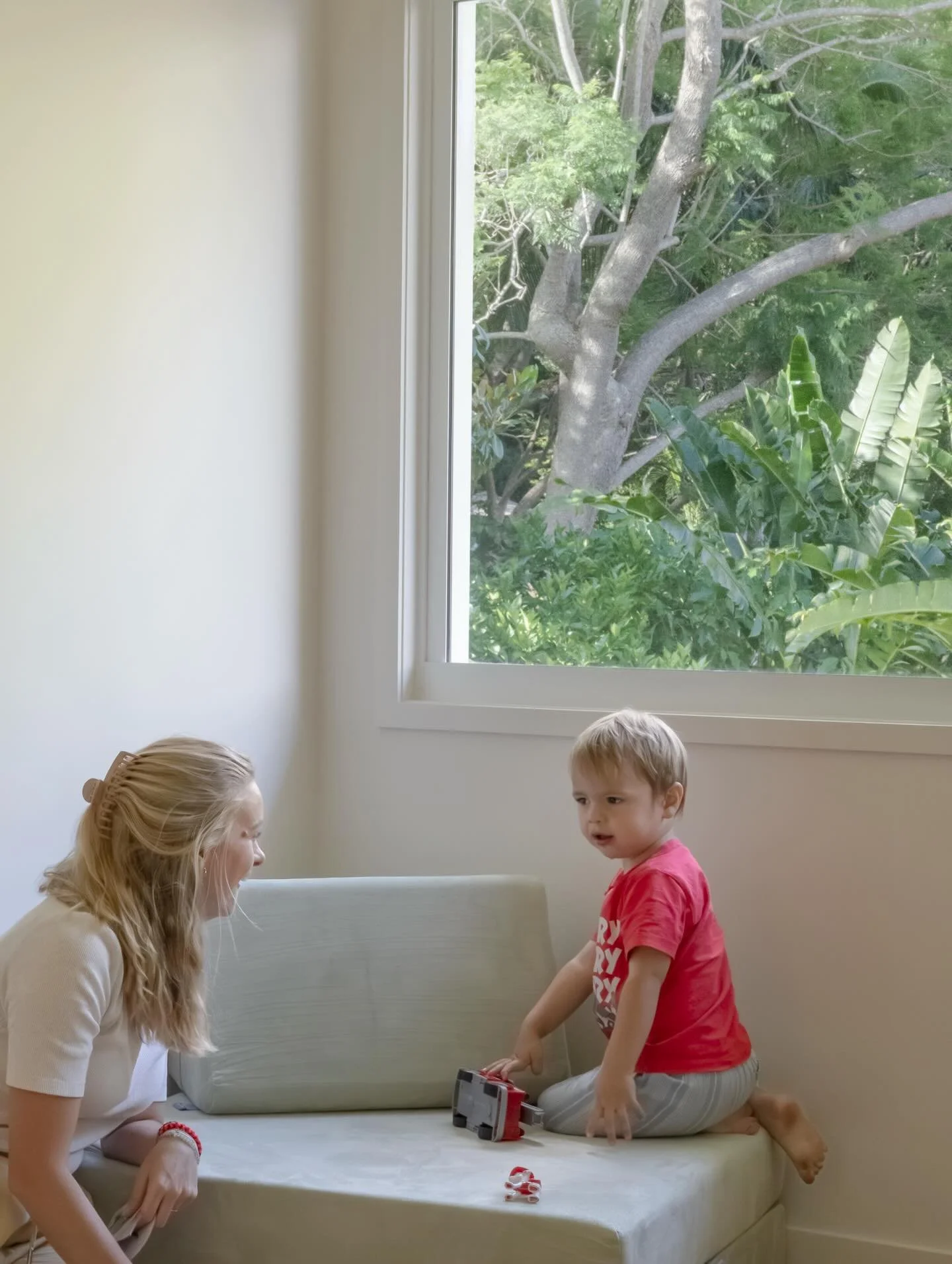 Chapel Hill.
For a young family wanting more from their home.
Space to gather with family &amp; friends.
Space for kids to play.
Space to sit &amp; breathe.
Rather than pushing the boundaries of the existing footprint, we looked for new connections.
