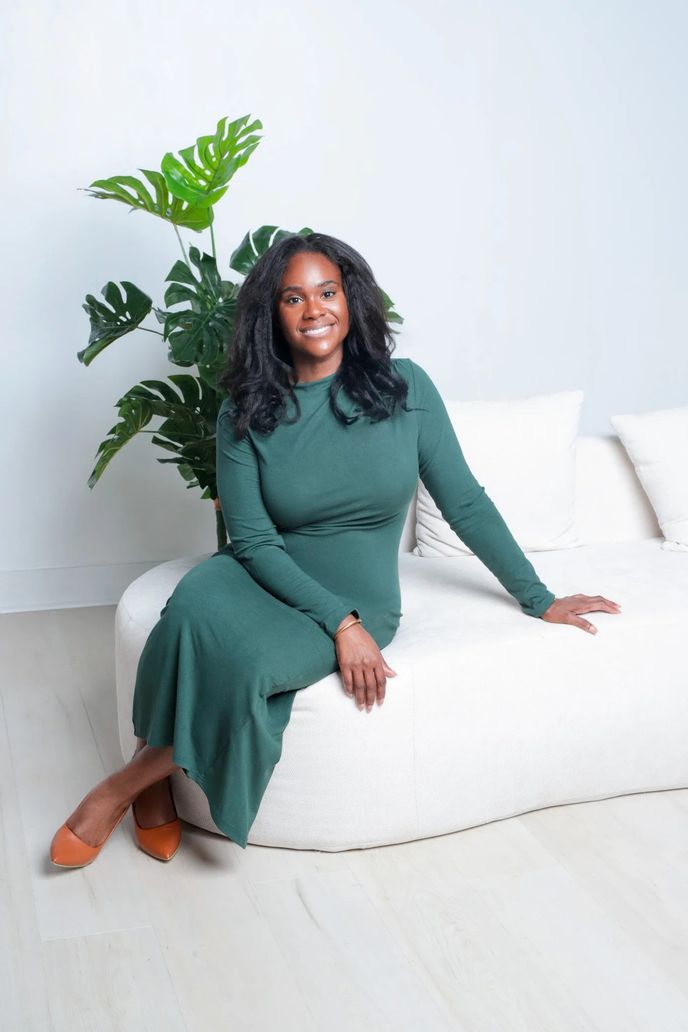 abrina Michele, founder of Fonville Financial and Tax Services, CFO, Enrolled Agent, and Tax Strategist helping women entrepreneurs, service-based businesses, freelancers, content creators, and nonprofits build wealth through strategic financial plan