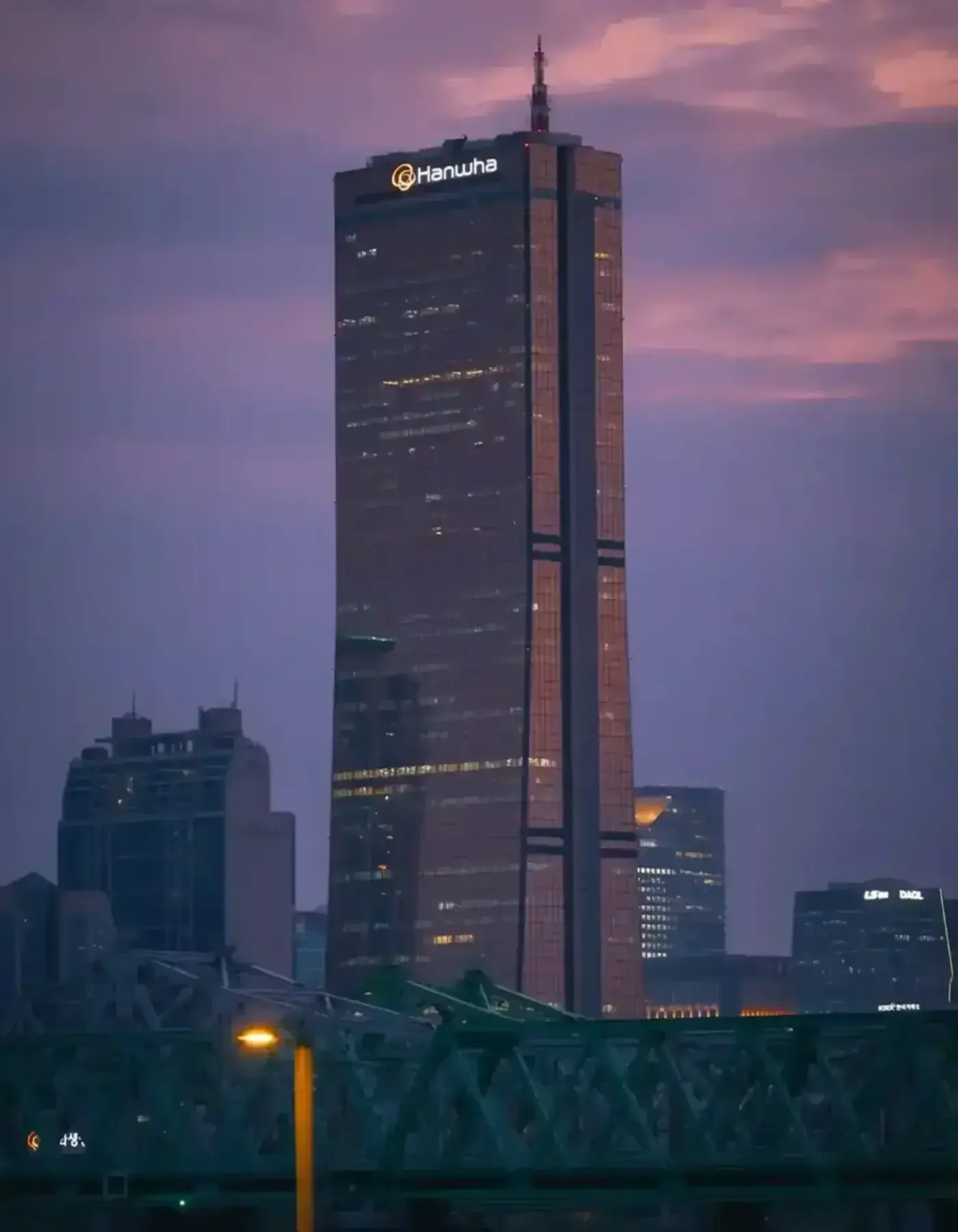 Seoul business district skyline representing Korea market entry challenges for U.S. companies expanding into Asia