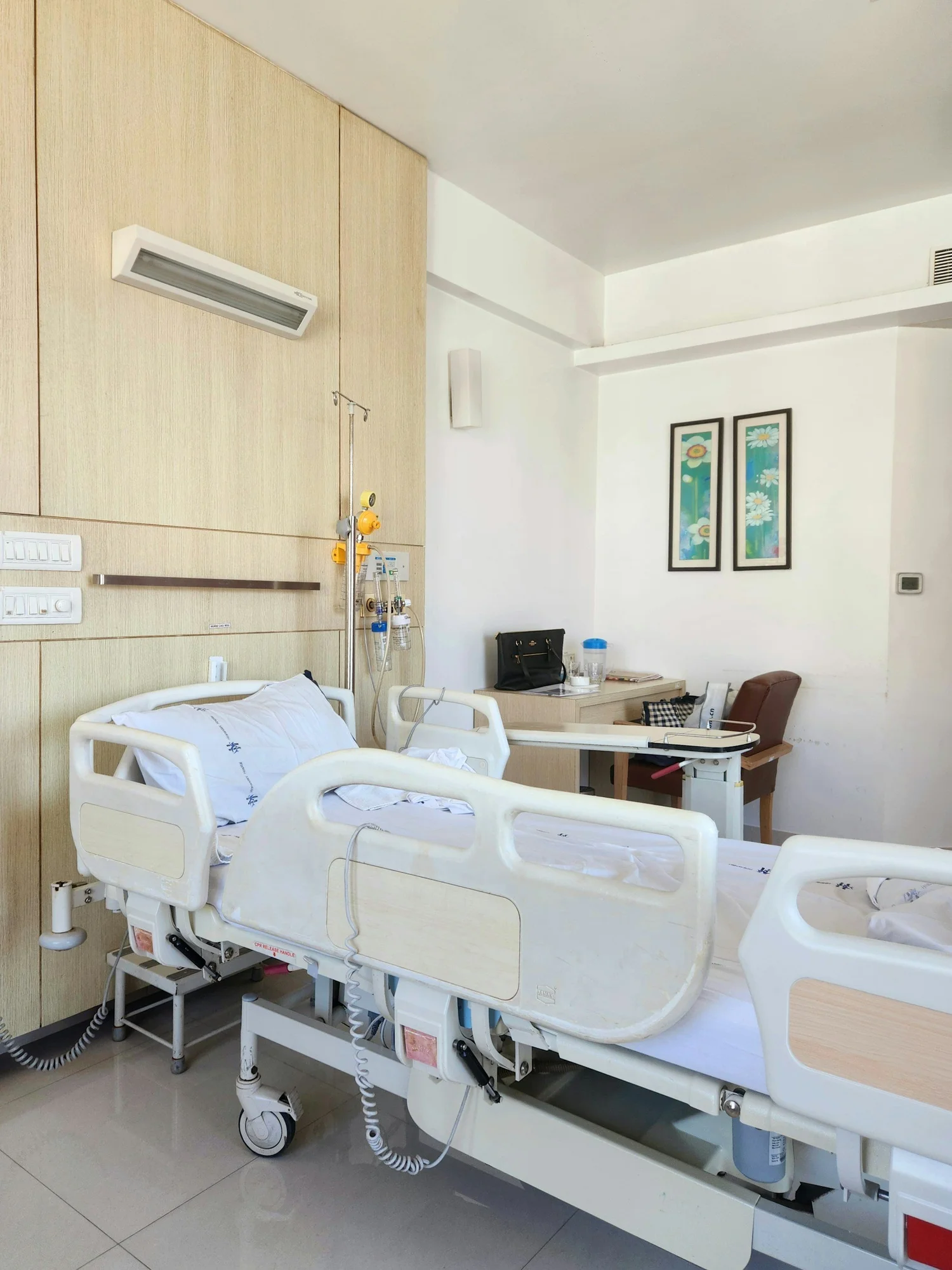 Day surgery hospital room