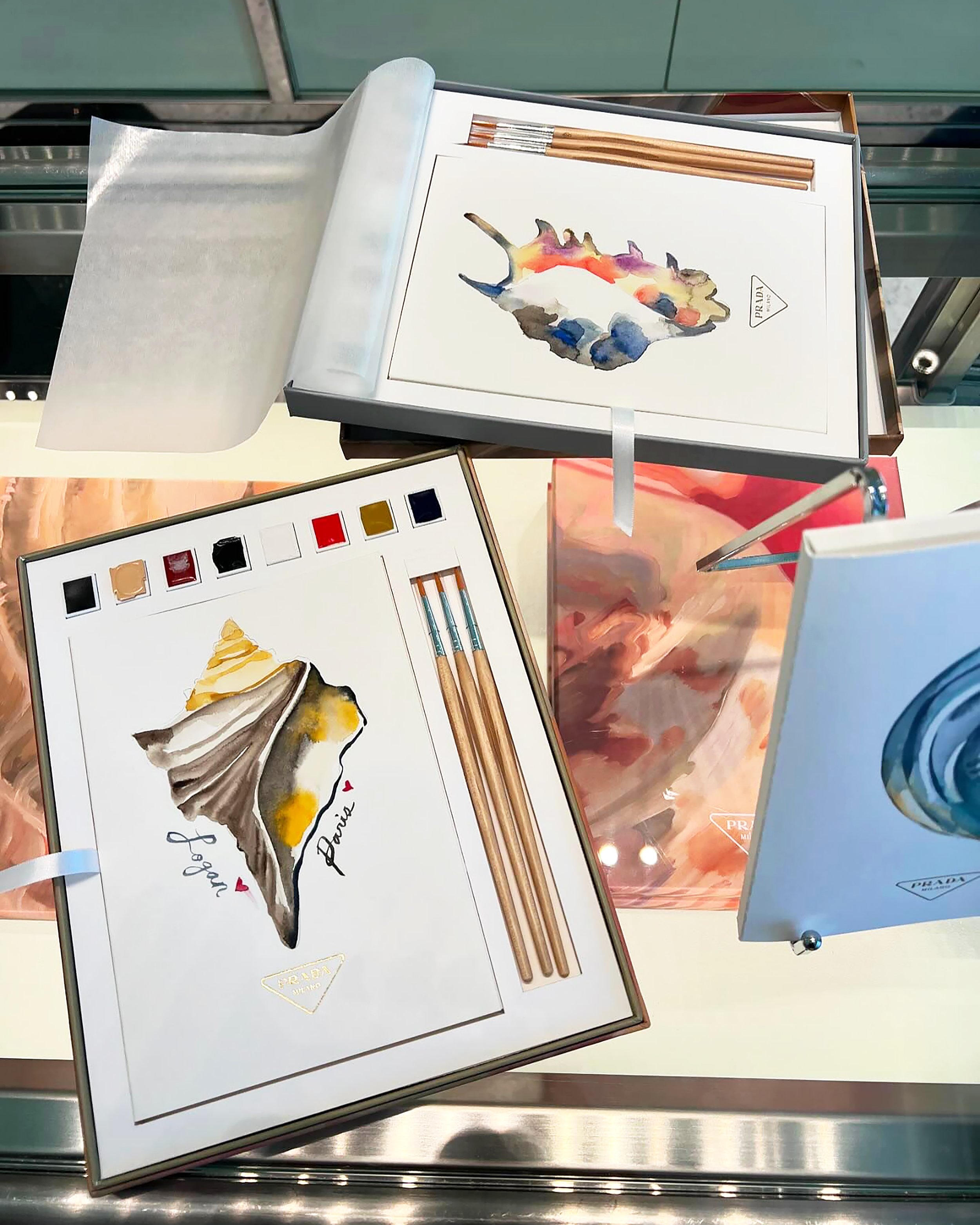 LIVE PAINTING / GIFT CUSTOMIZATION