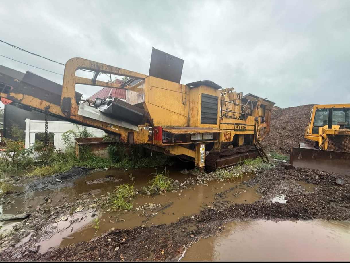 🚚 EXTec Mobile Jaw Rock Crusher — $47,500 (Needs Maintenance & Electrical Repair)