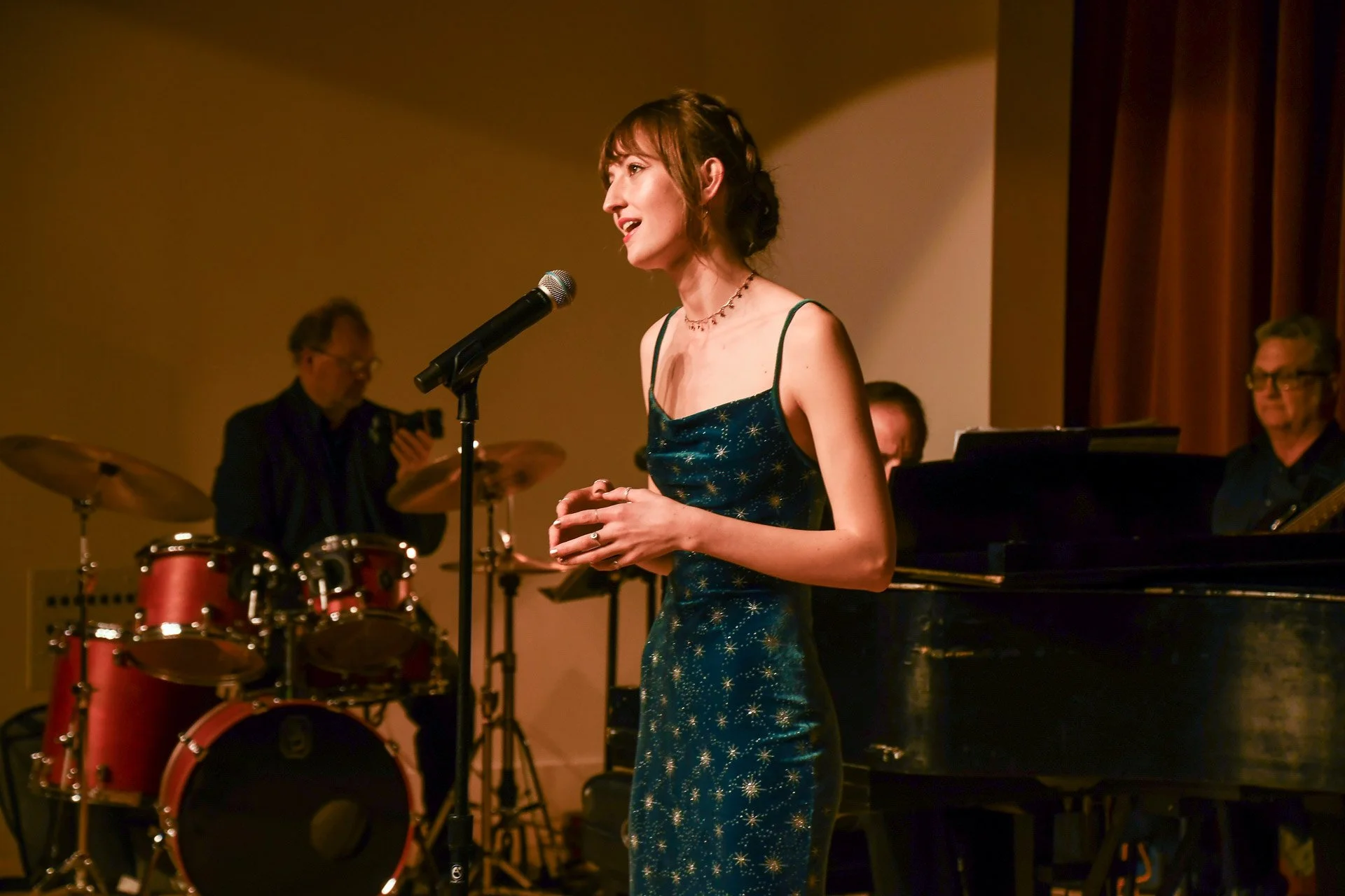 Live Music for Your Event or Venue : Piano & Vocals