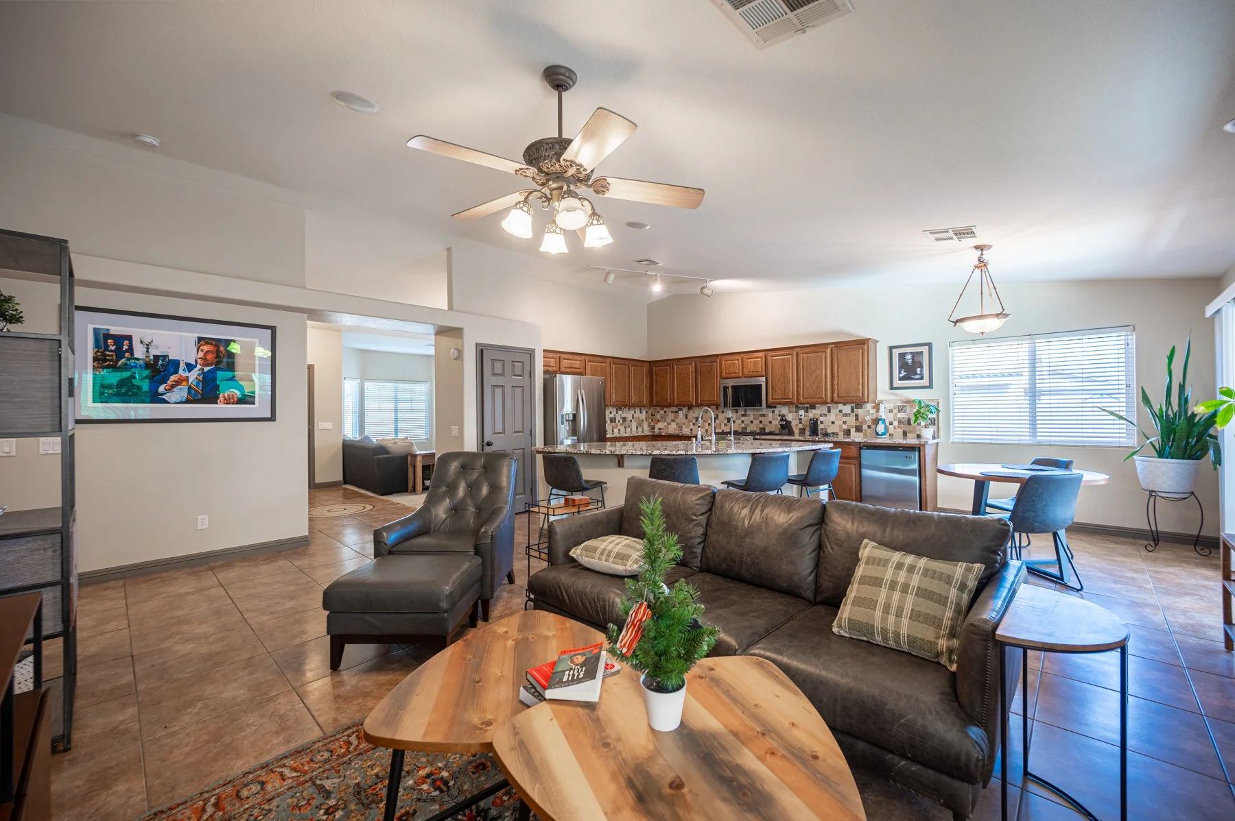 8228 Willow Cabin St-119.jpg