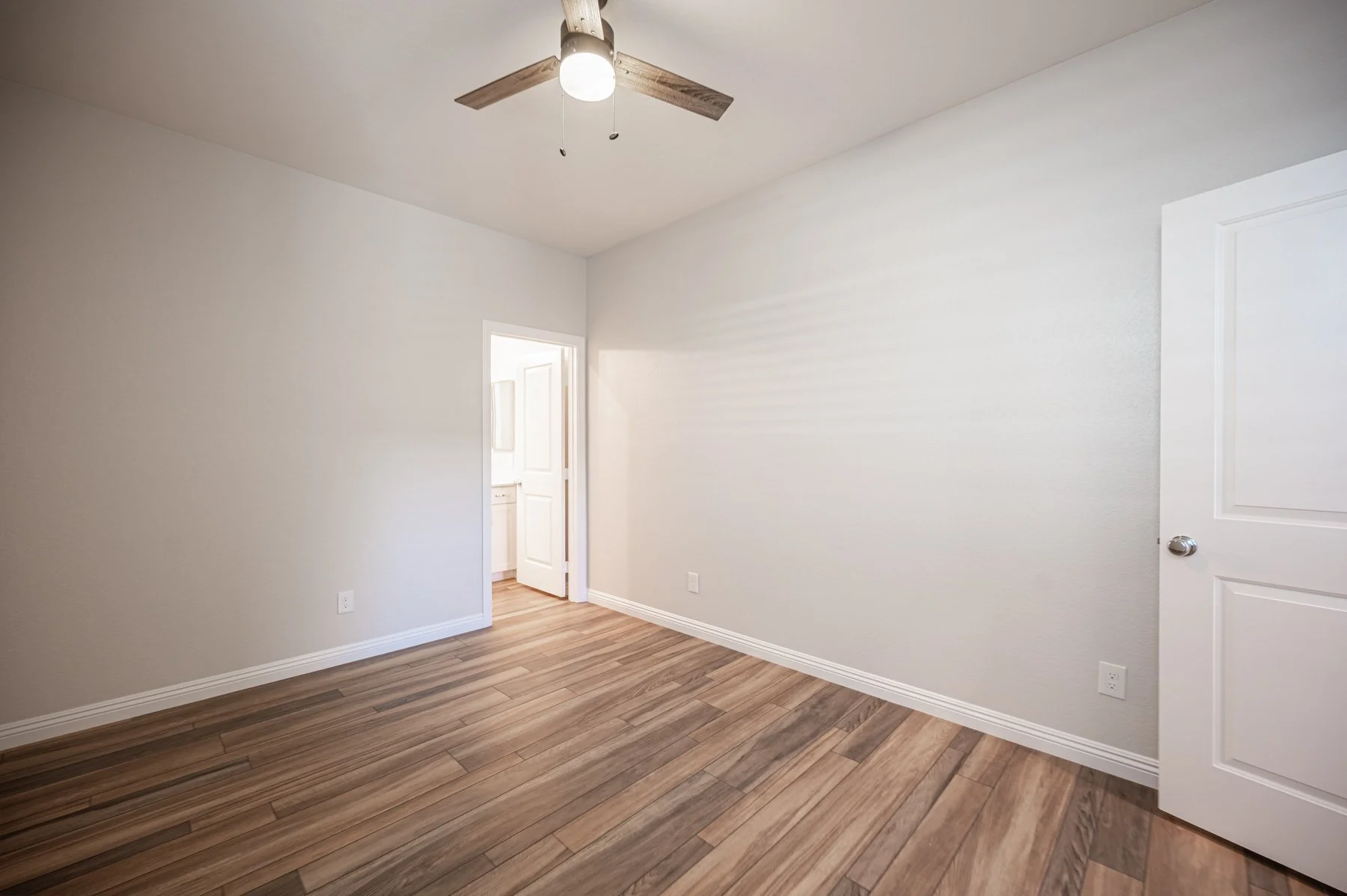 12338 Middle Creek St-124.jpg