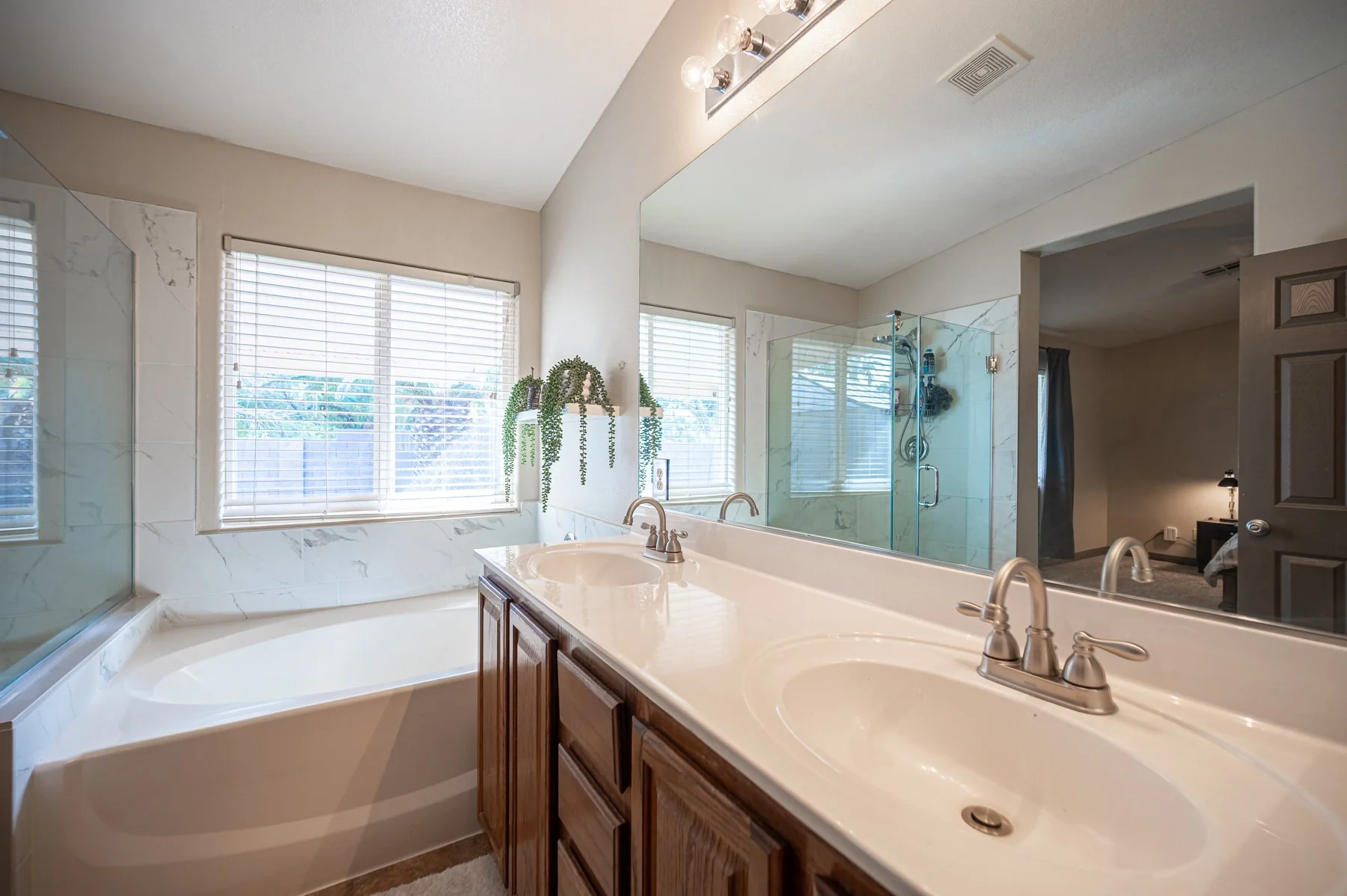 8228 Willow Cabin St-141.jpg