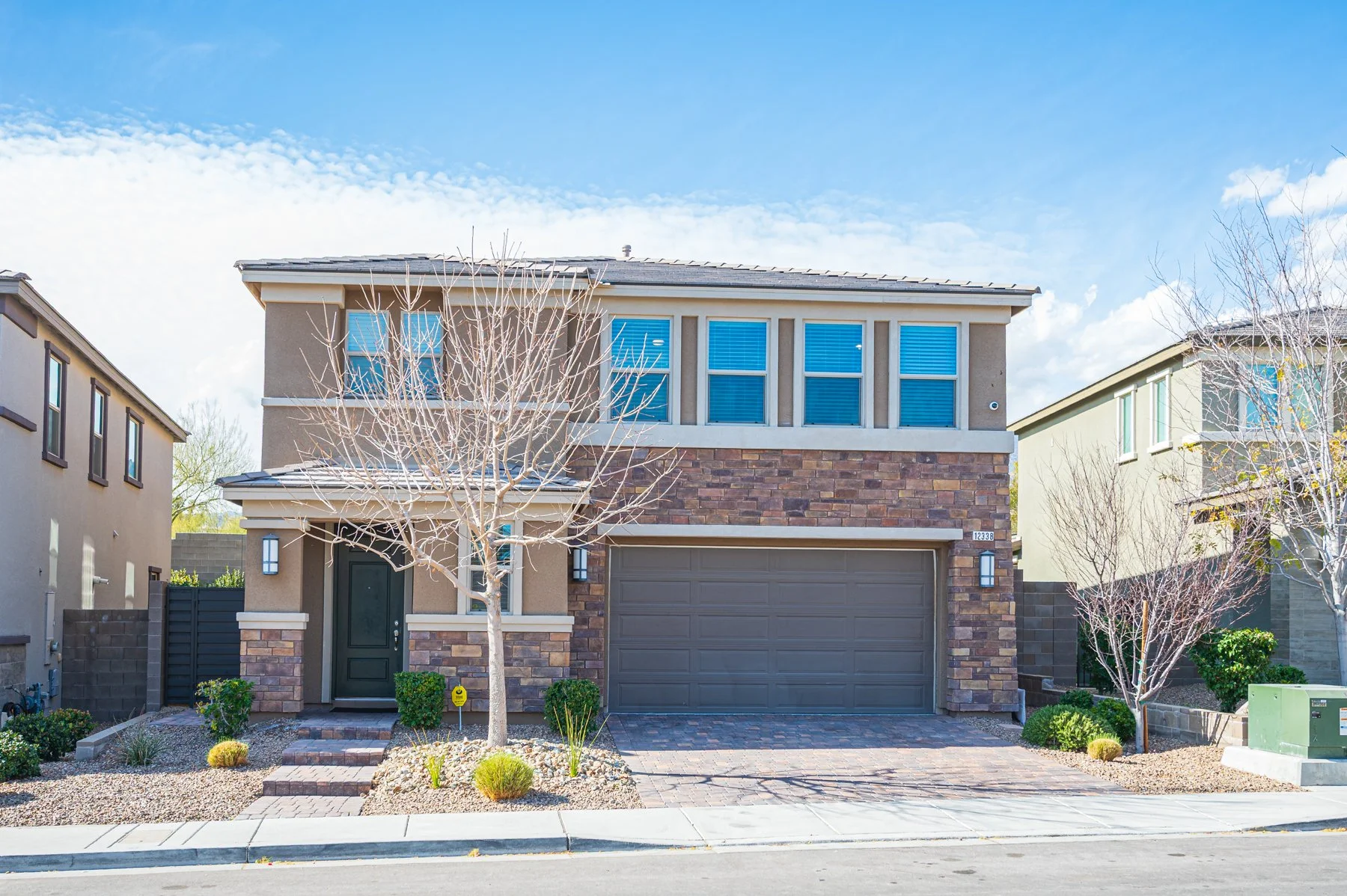 12338 Middle Creek St-101.jpg