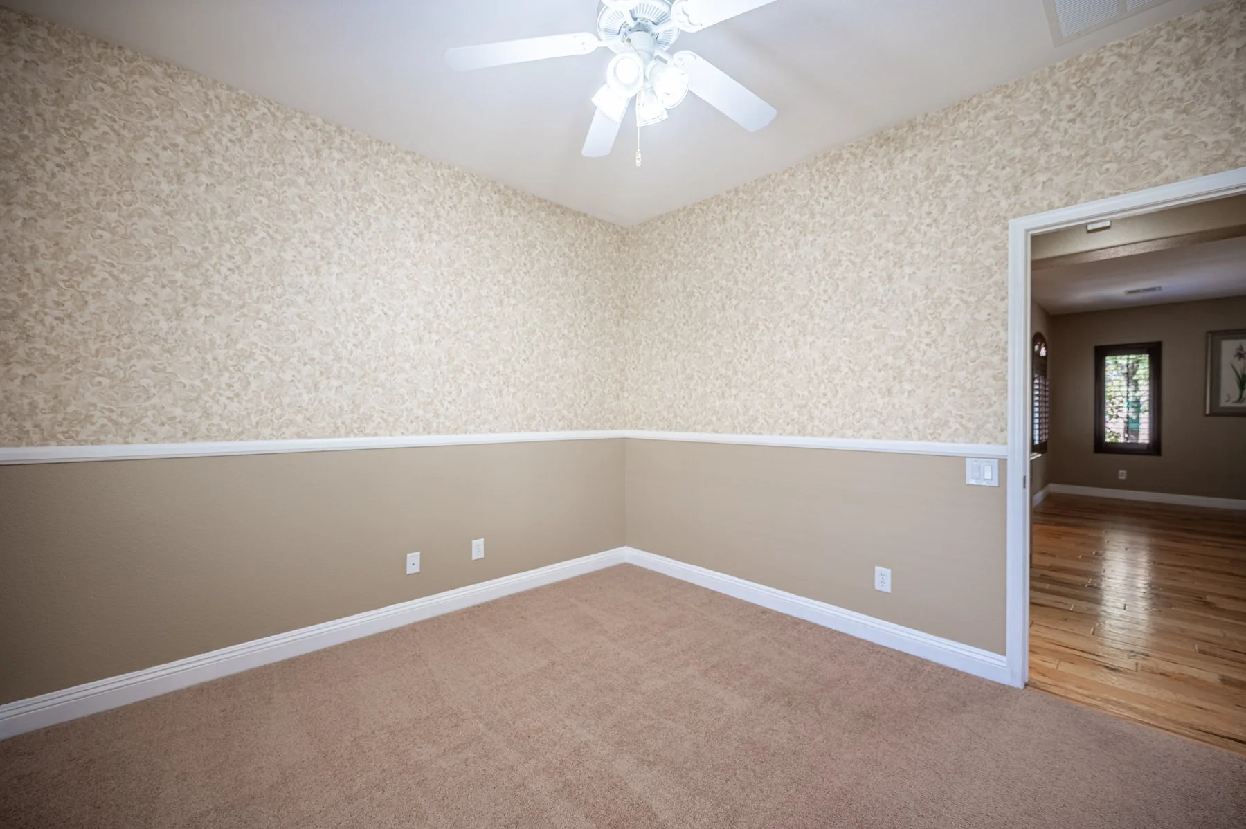 708 Granite Rapids St-126.jpg