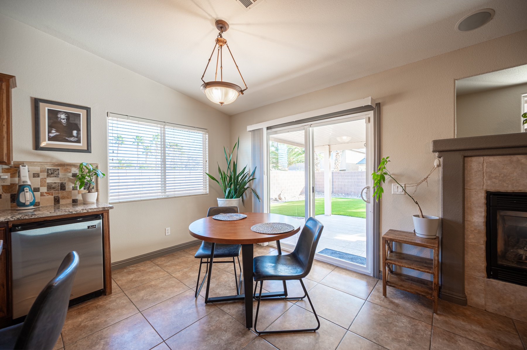 8228 Willow Cabin St-122.jpg