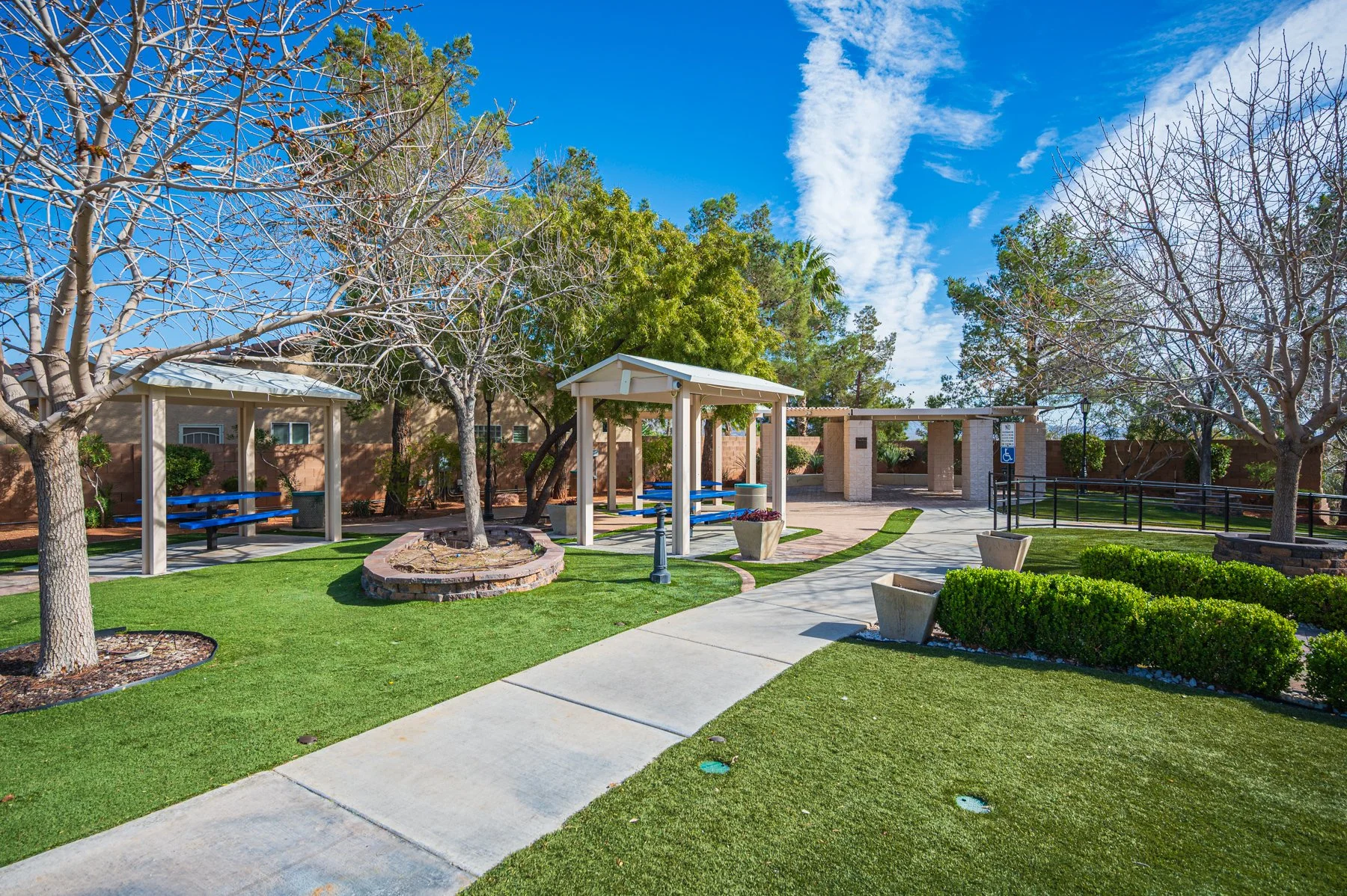 8228 Willow Cabin St-147.jpg