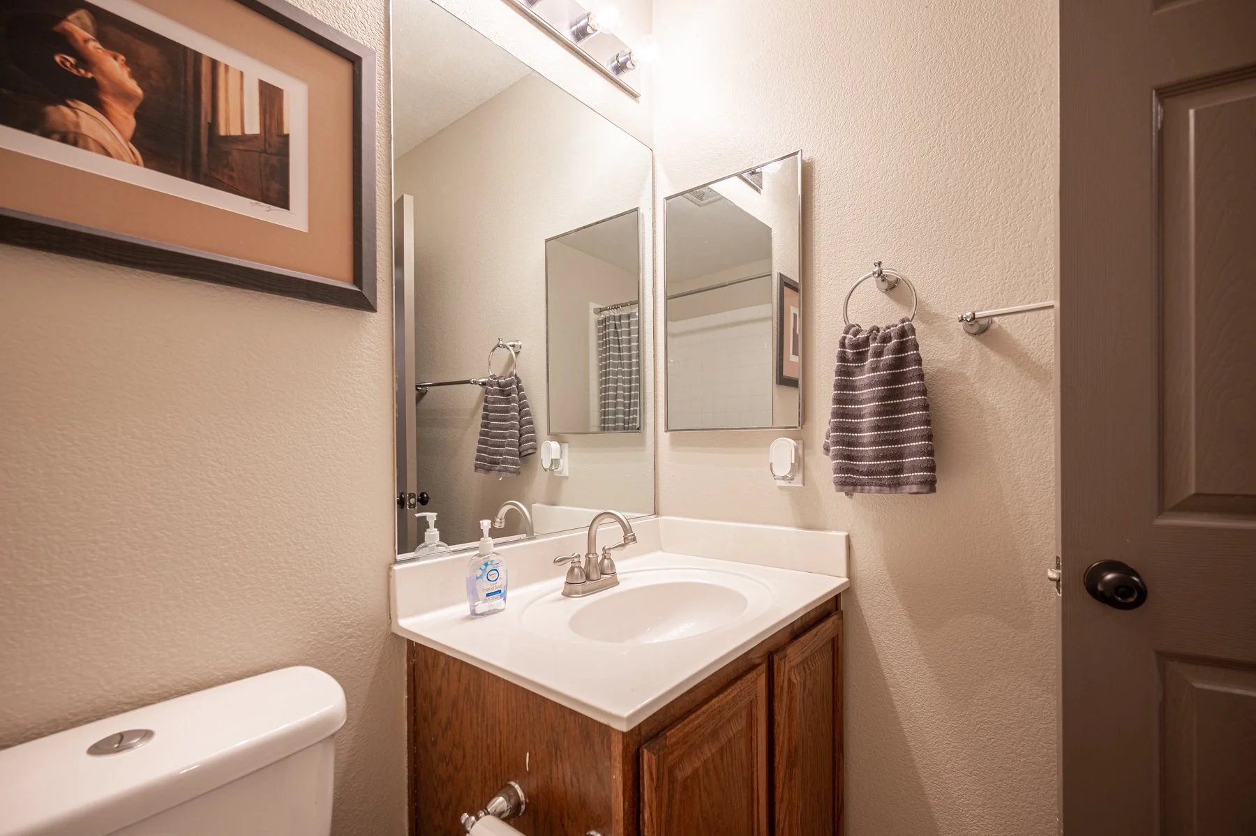 8228 Willow Cabin St-136.jpg