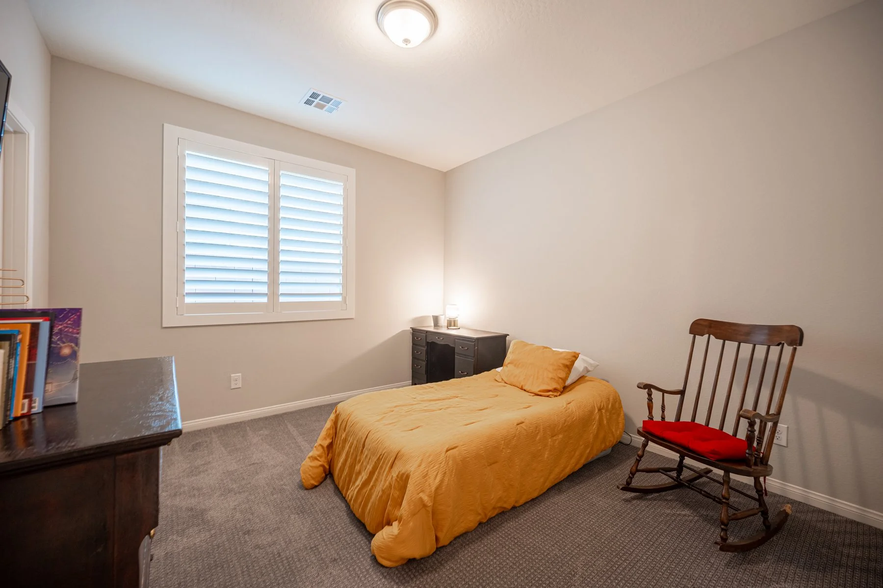 4447 Creekside Cavern Ave-123.jpg