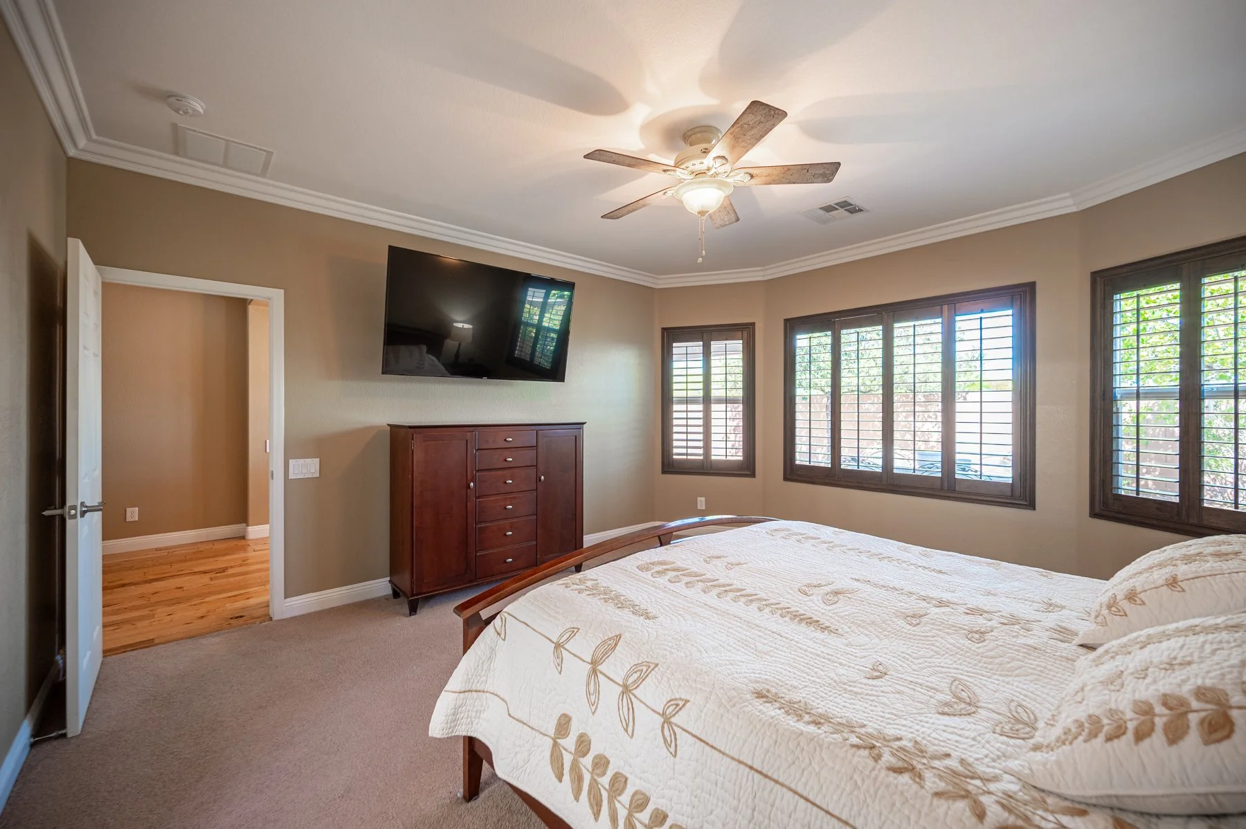 708 Granite Rapids St-132.jpg