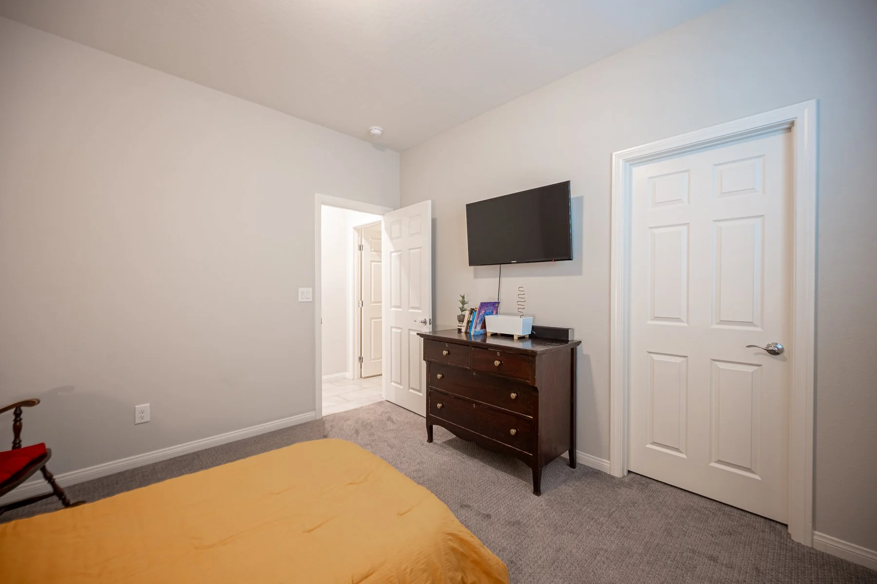 4447 Creekside Cavern Ave-124.jpg