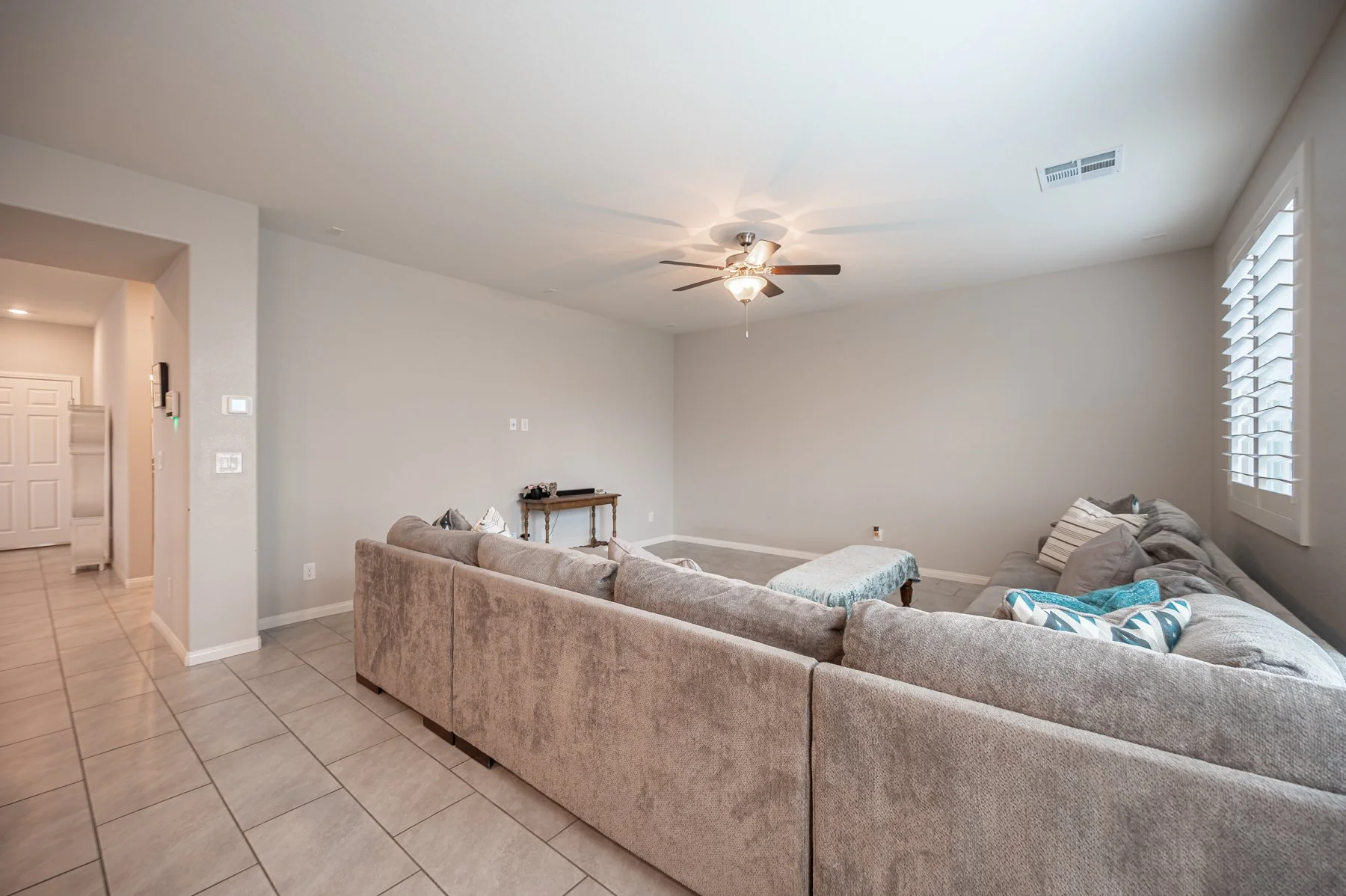 4447 Creekside Cavern Ave-112.jpg
