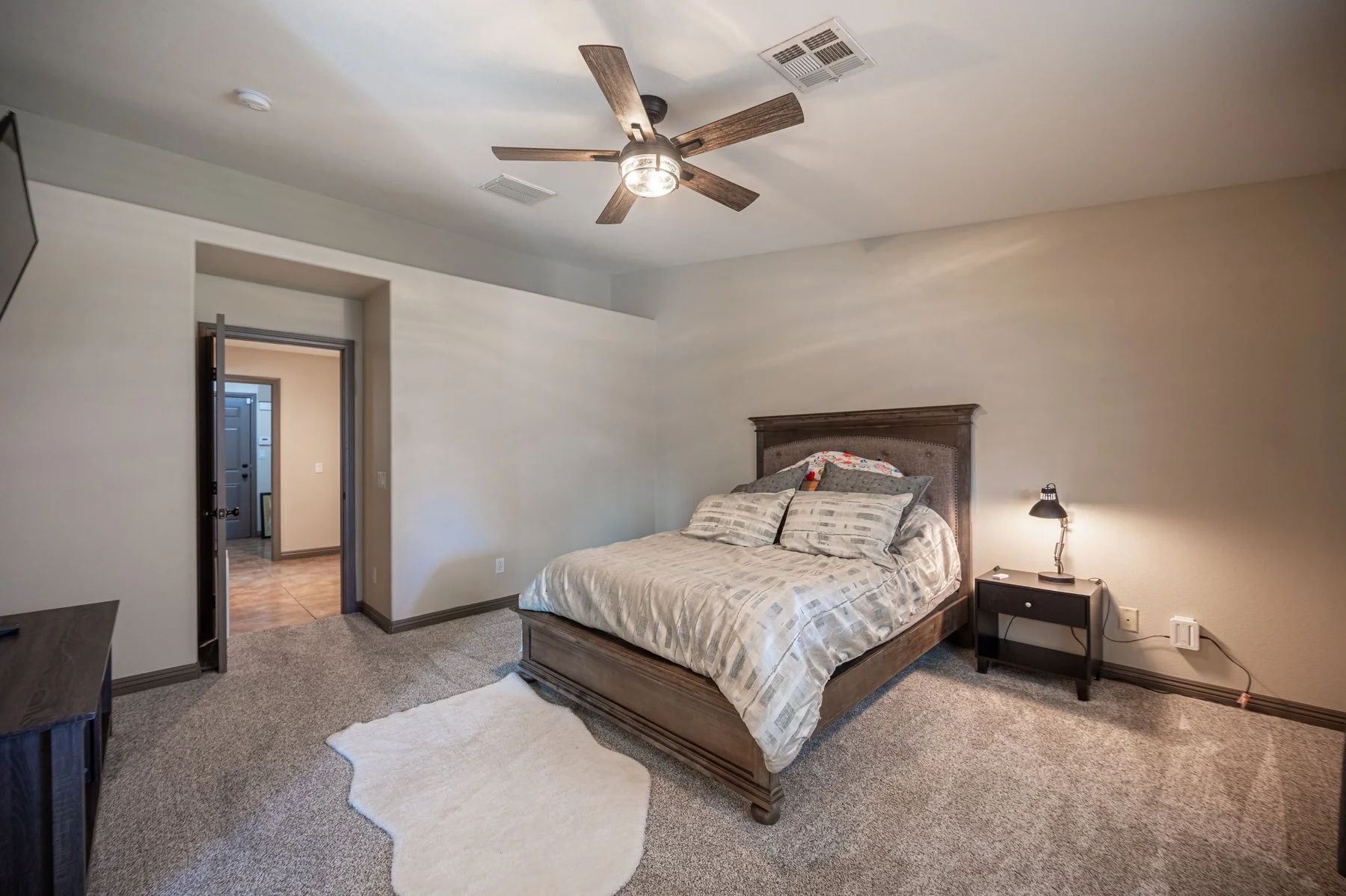 8228 Willow Cabin St-139.jpg
