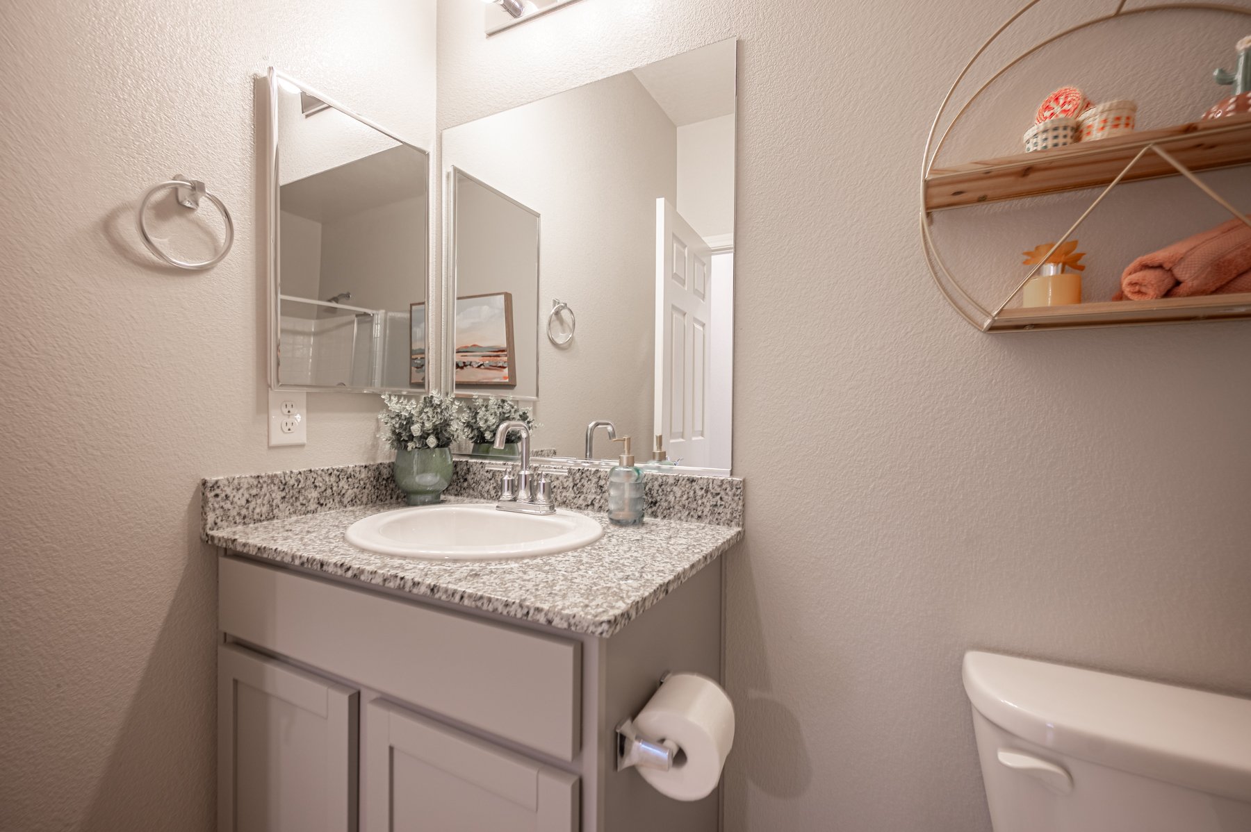 4447 Creekside Cavern Ave-125.jpg