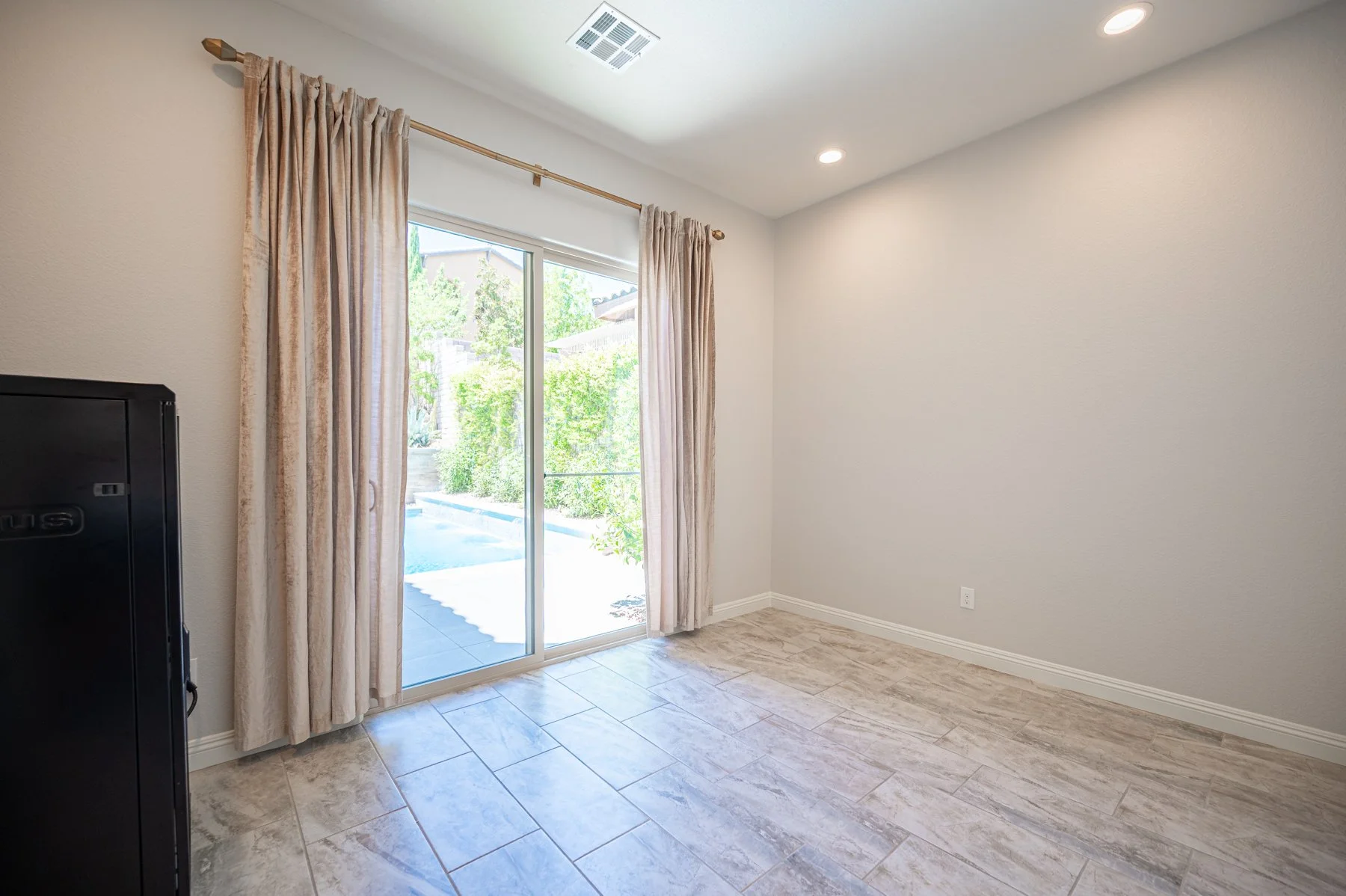 437 Beautiful Hill Ct smart home