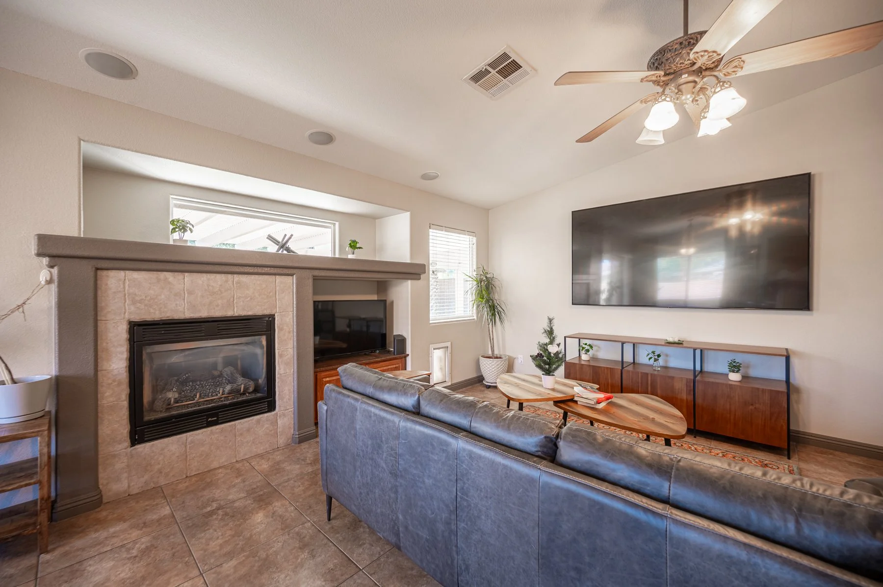 8228 Willow Cabin St-121.jpg