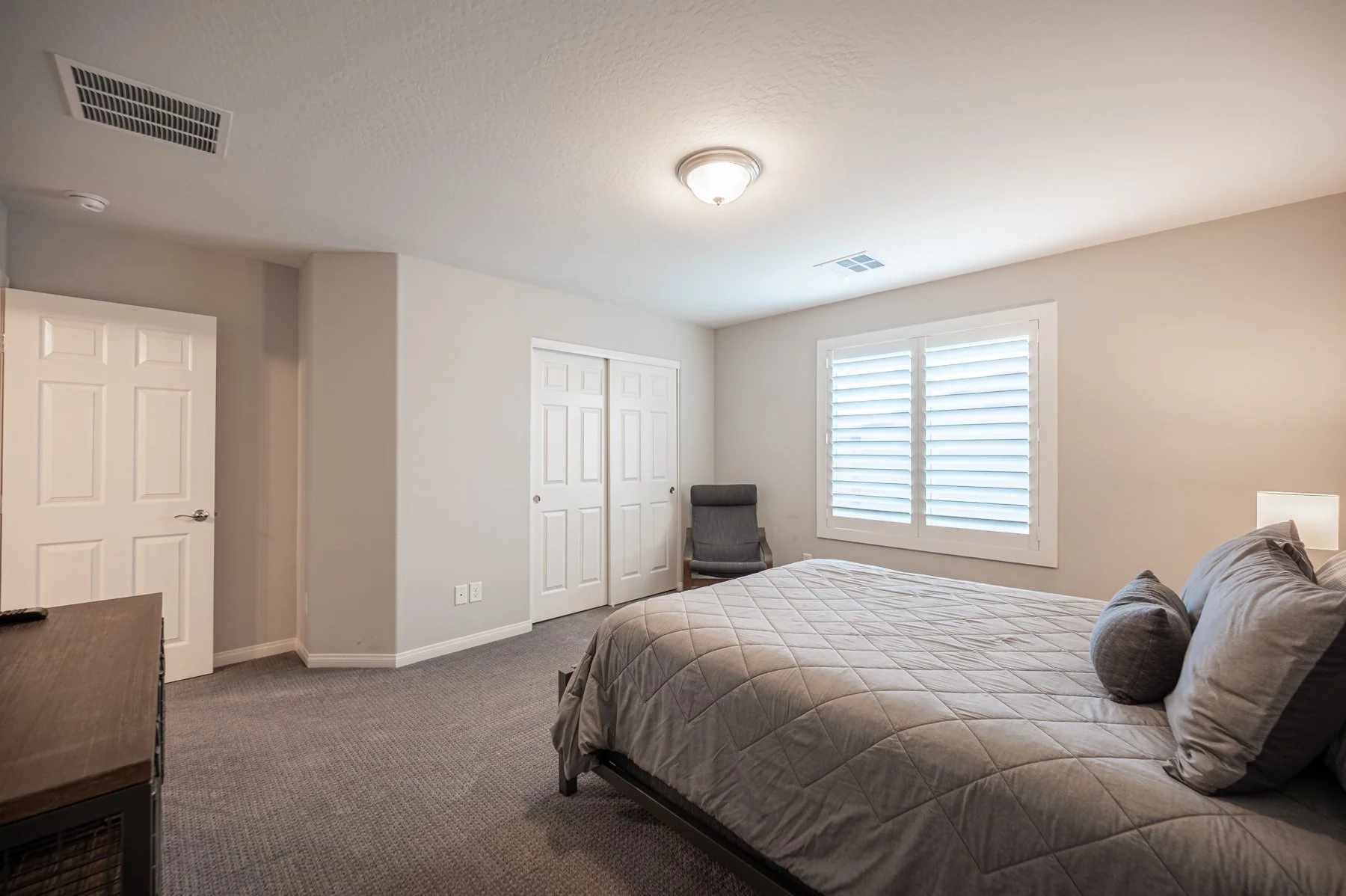 4447 Creekside Cavern Ave-136.jpg