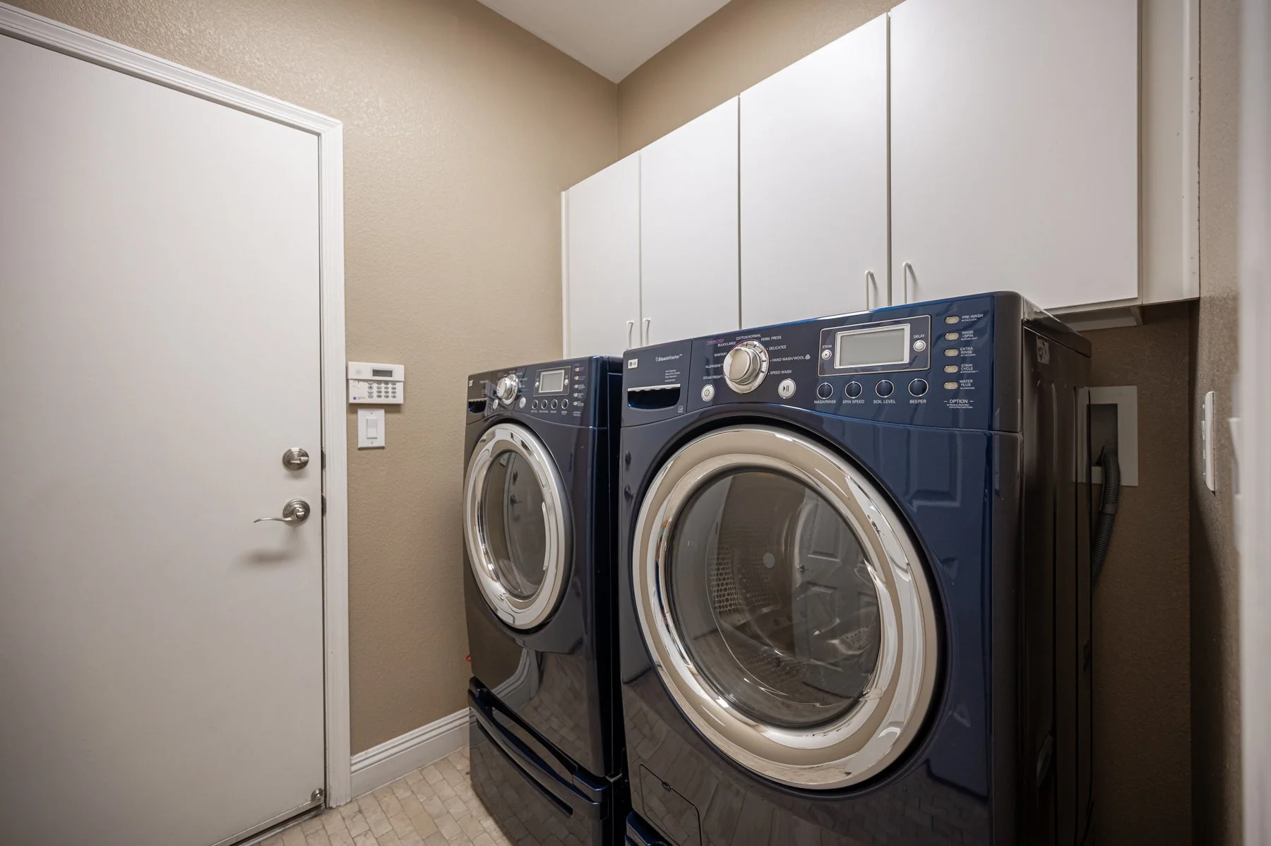 708 Granite Rapids St-138.jpg