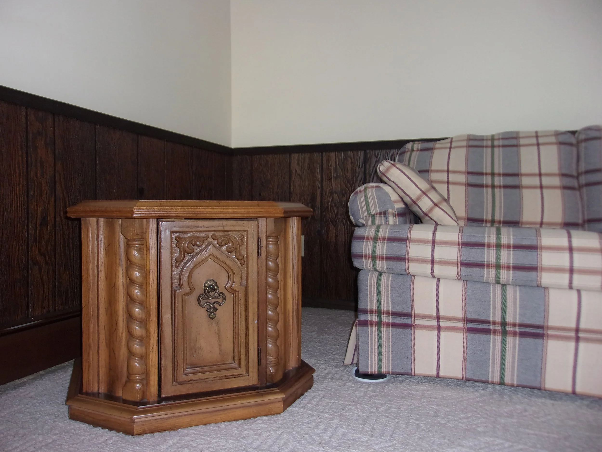 doll_furniture | december 21, 2024