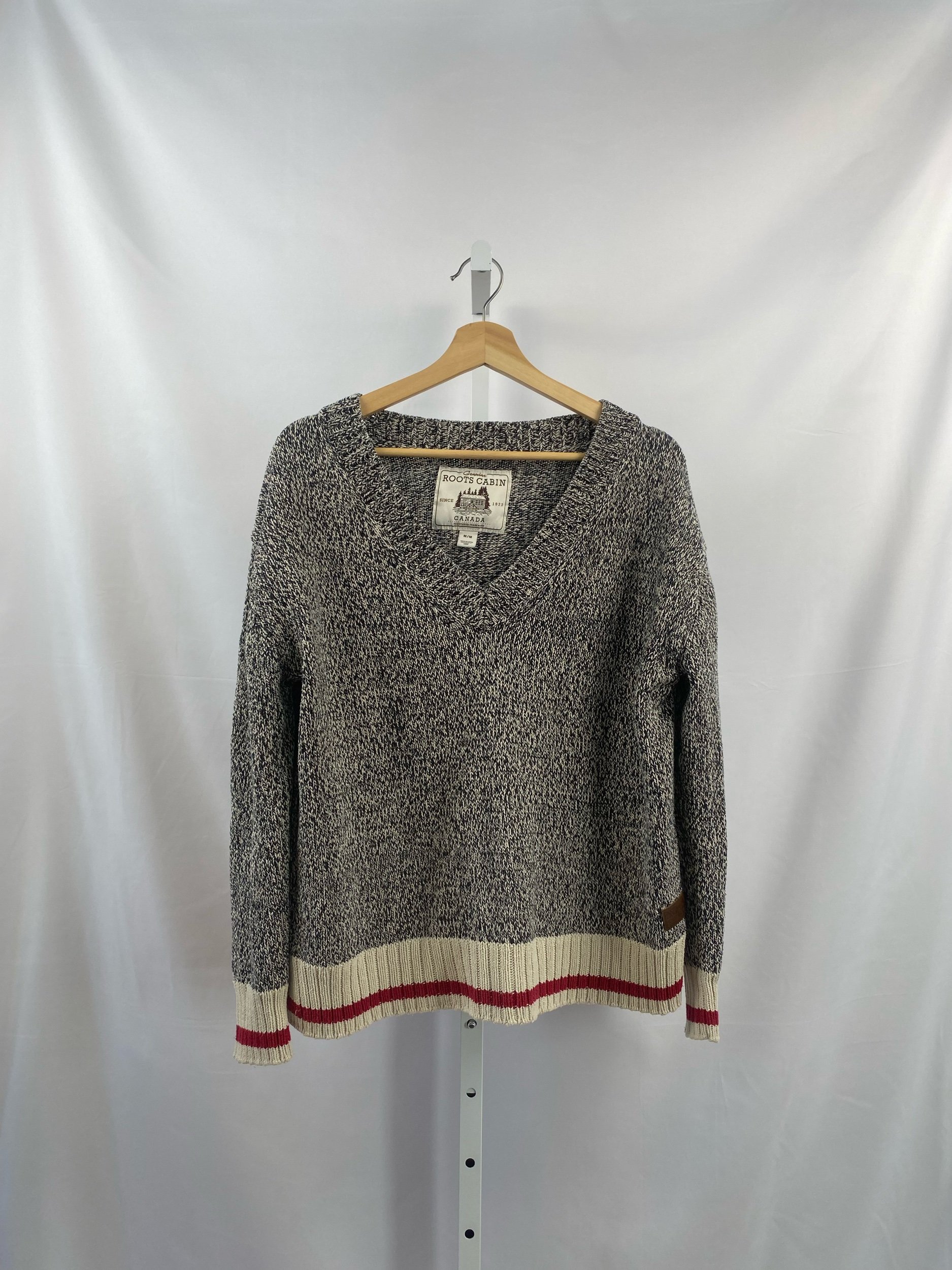 Roots Canada Cabin V-Neck Sweater (M)