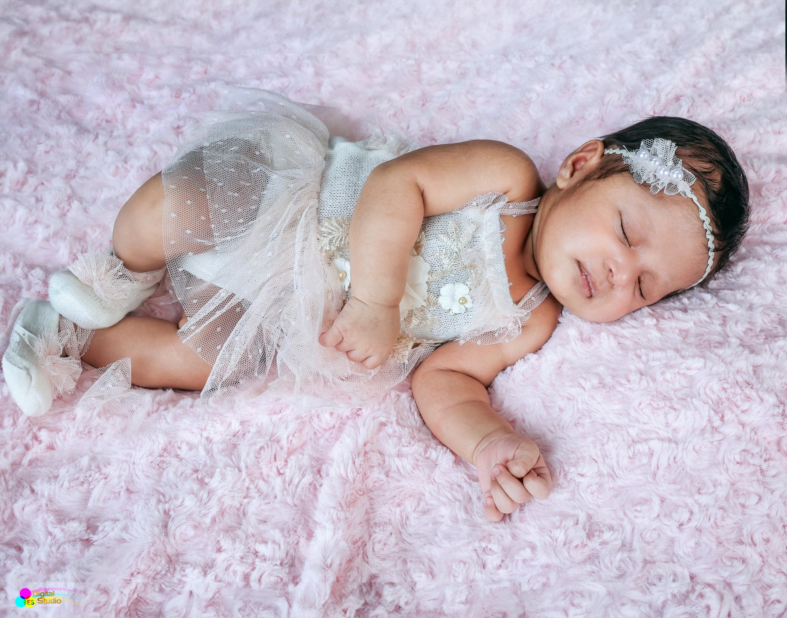 034 Anahis New Born www.yesds.com_pp.jpg