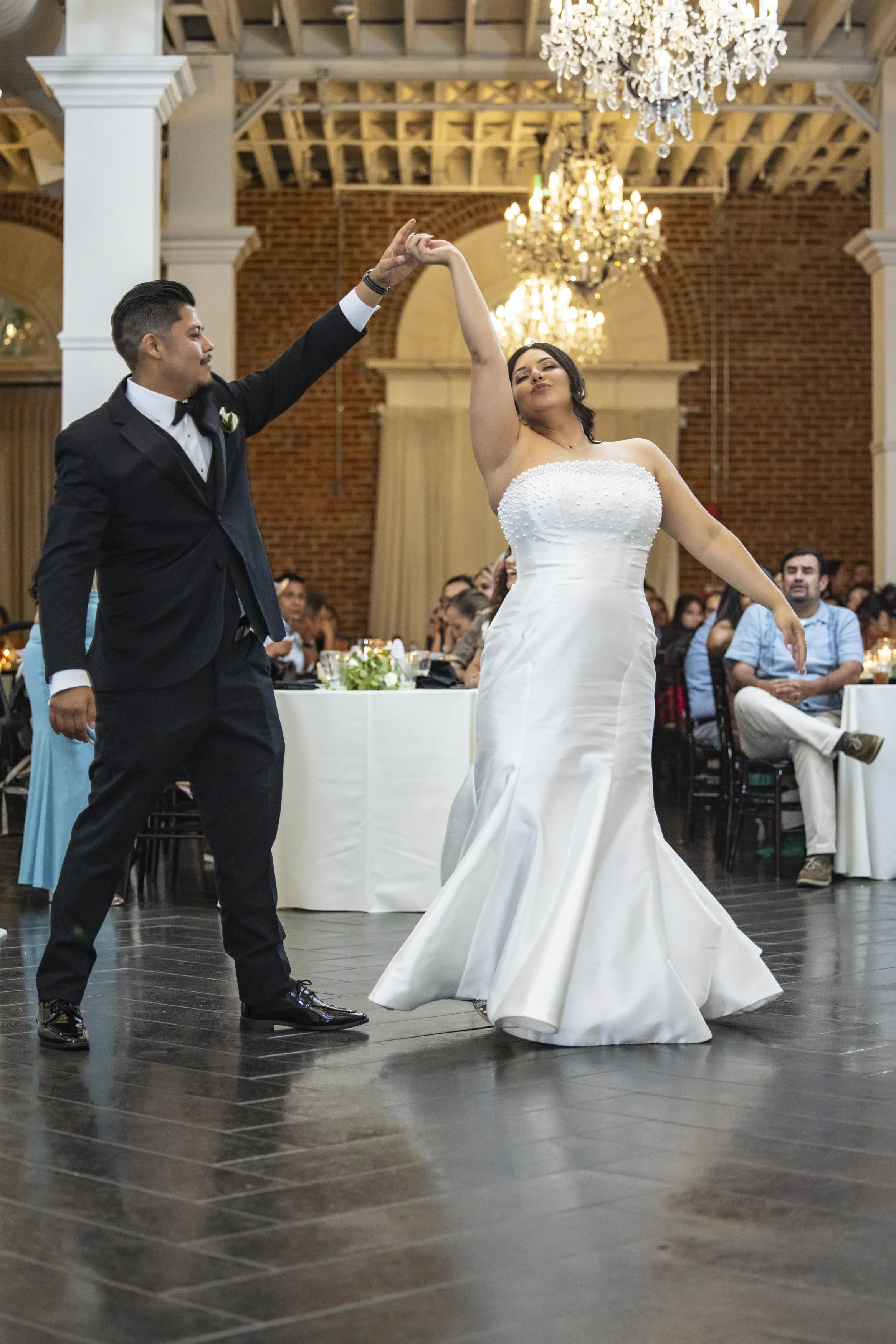 1416  W Arturo & Ana www.yesds.com.jpg