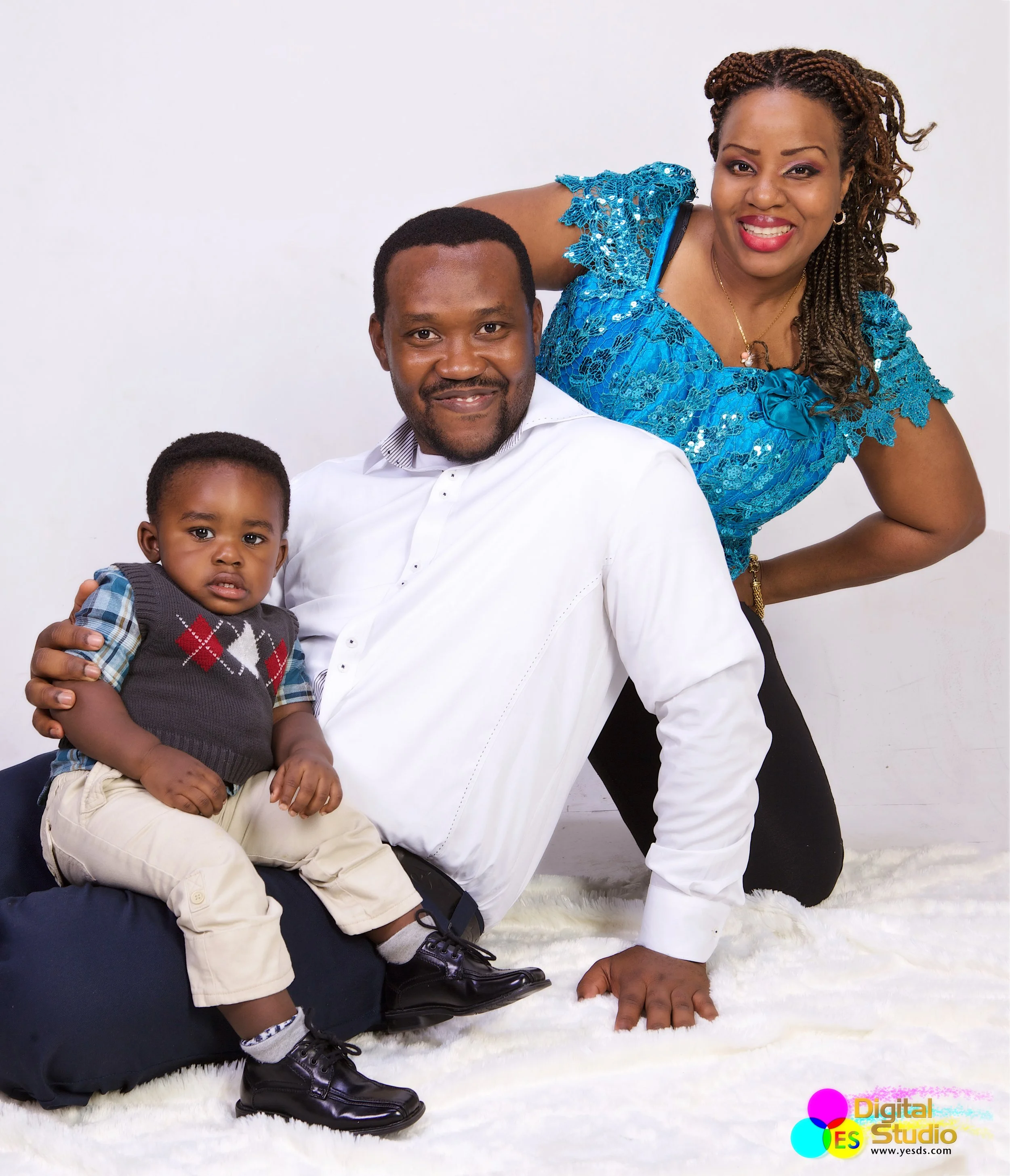 090  Studio Chirstopher's Family.jpg