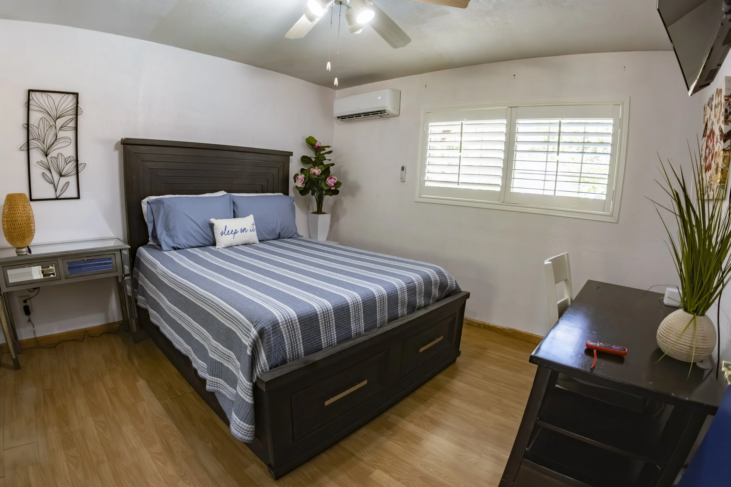 061 Lorena www.yesds.com.jpg