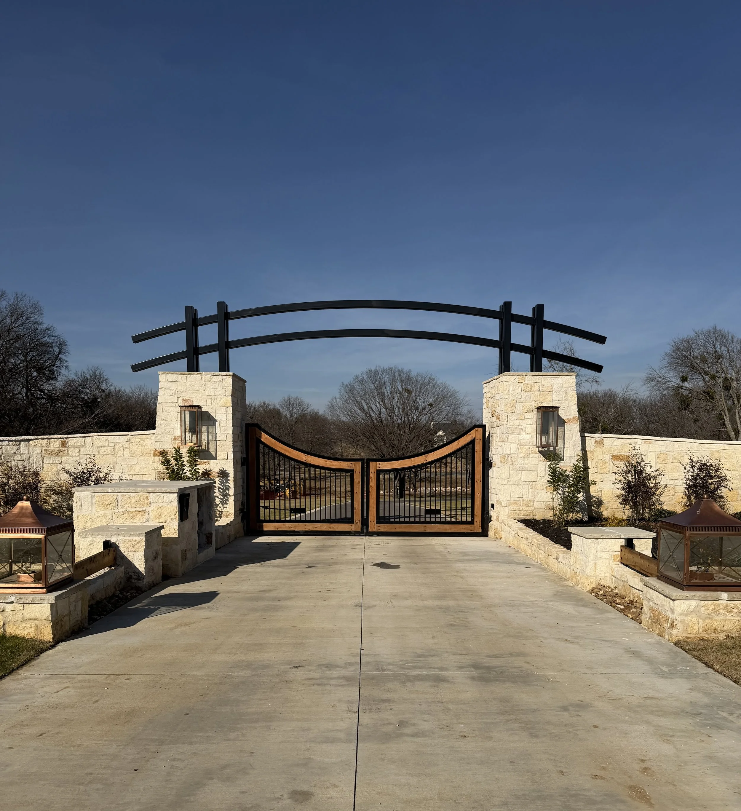 Custom Entryways for Your Home Driveway: Make a Lasting First Impression