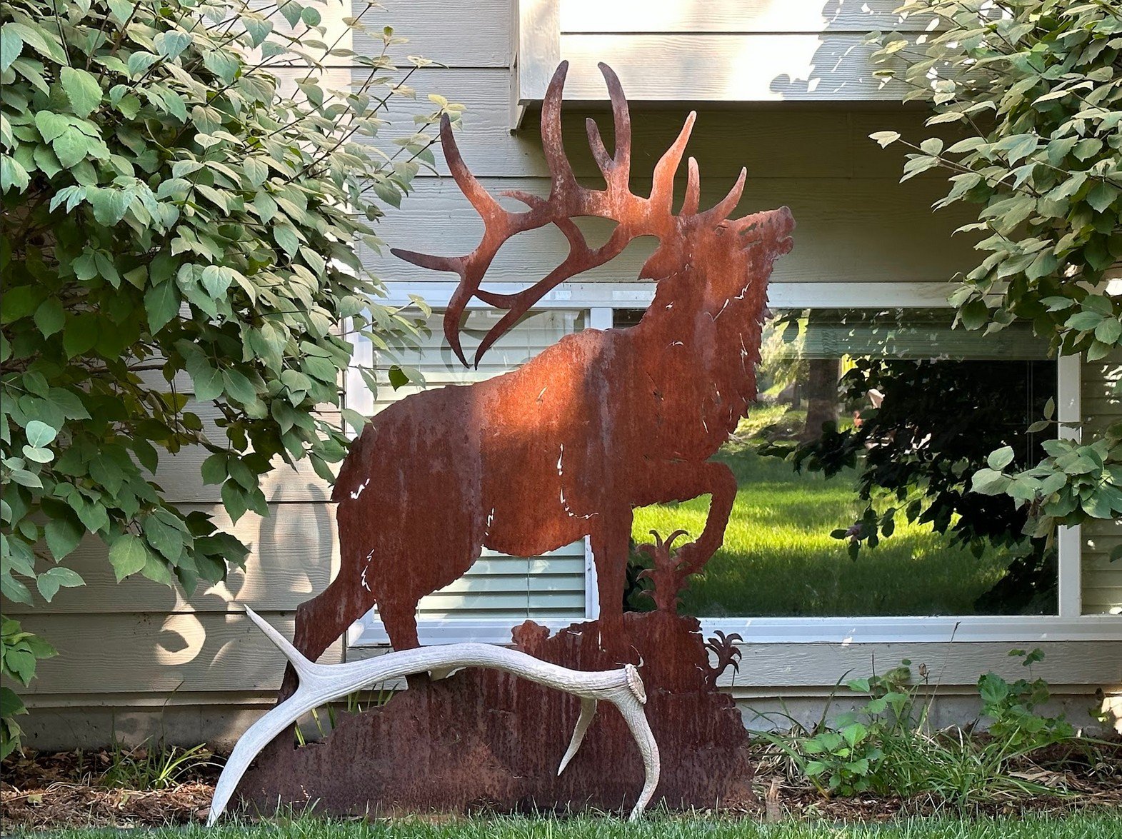 Metal Elk.jpg