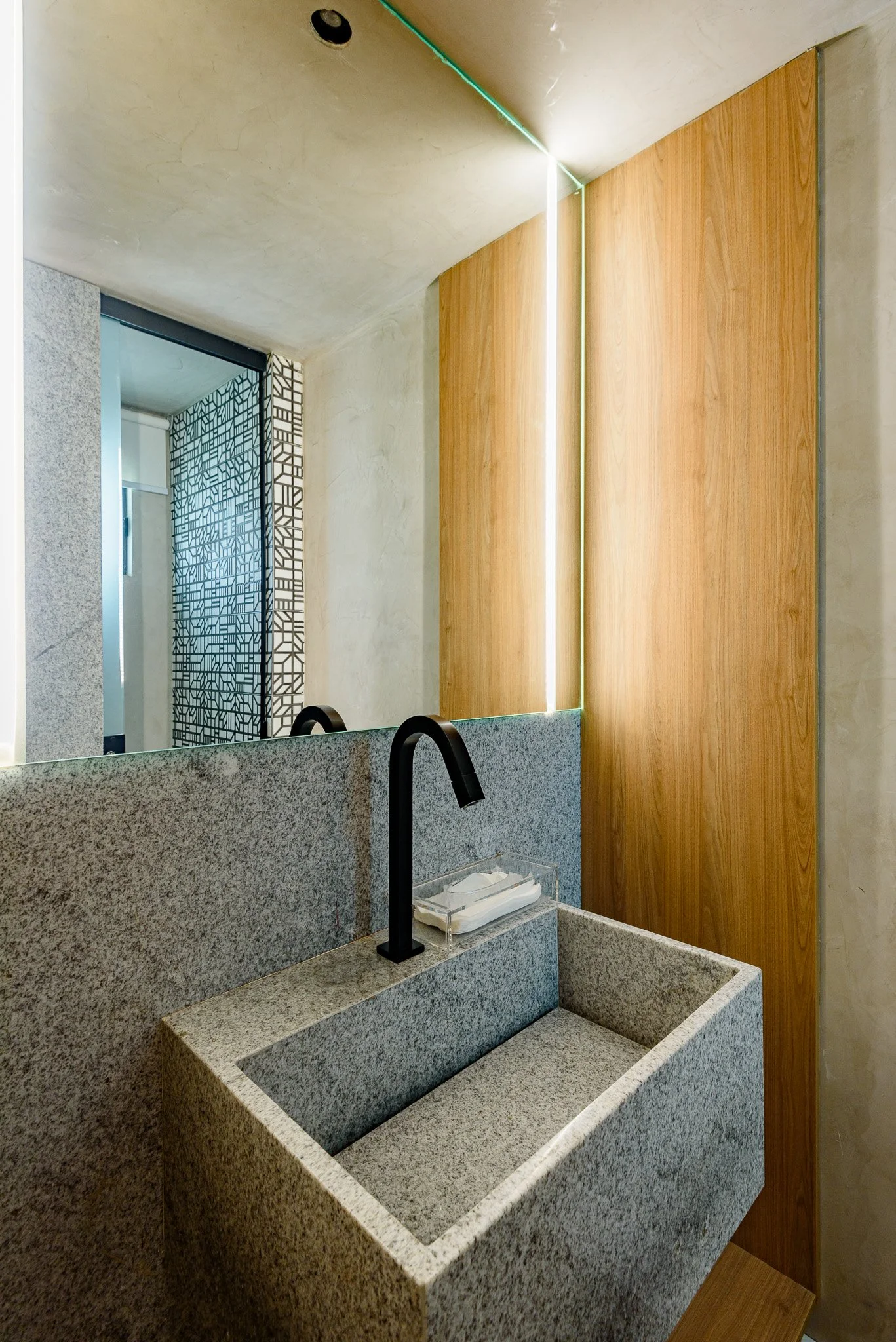 FABREFACIO_SHIPPING PROTECTION_VINICIUS DE MORAES-242.jpg