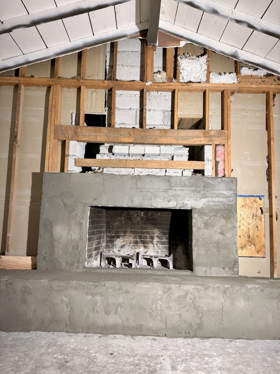 Bear Creek Living Room IMG_6152.jpeg