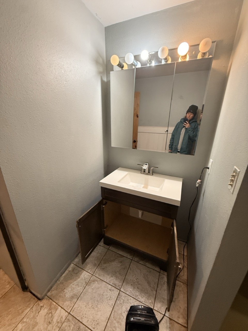 Bear Creek Hall Bathroom 3.jpeg