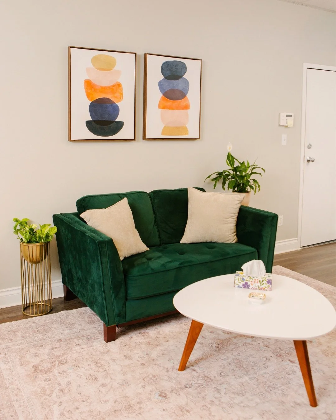 We have created a space for you to slow down, settle in, and feel at ease.⁠
⁠
At Layers Counselling &amp; Wellness, we believe the environment you&rsquo;re in can be an important part of your counselling experience. Our office is designed to feel war