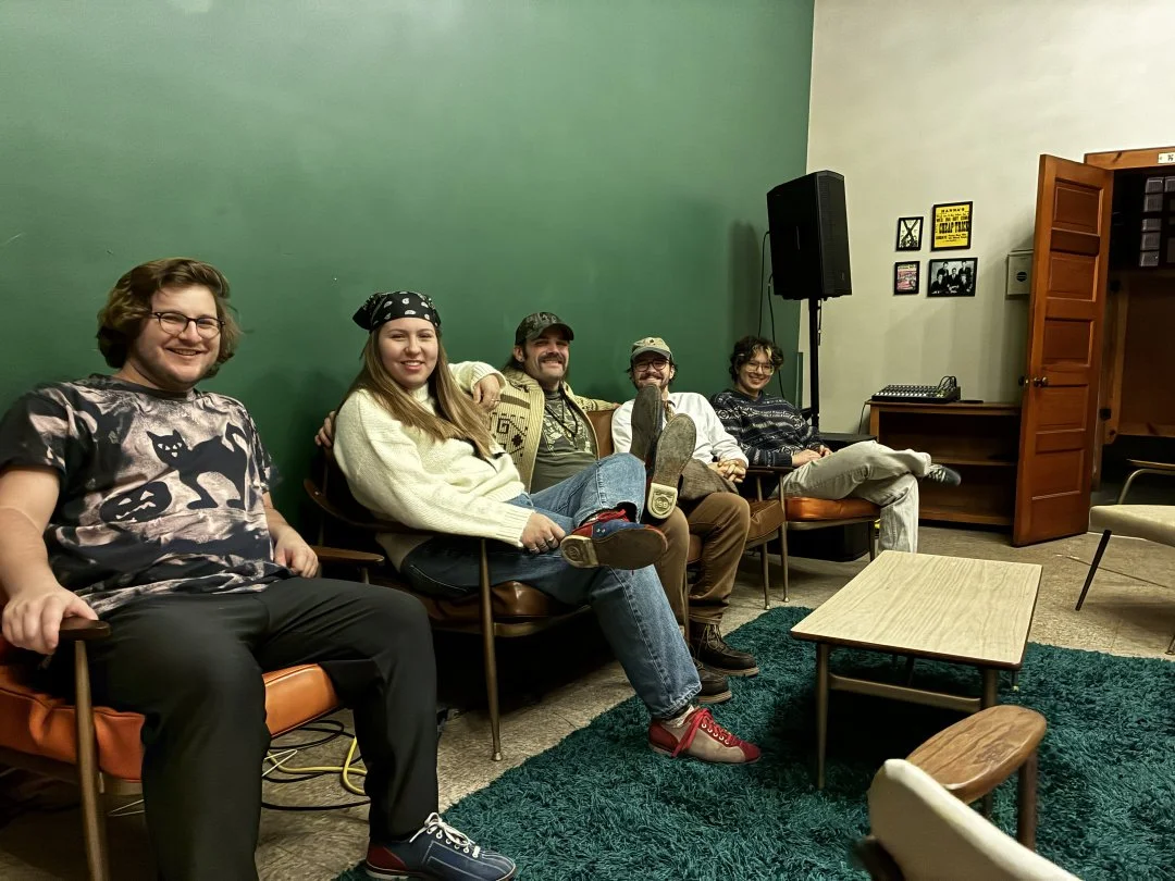 NEW IN THE NEST 🪺 @national.aquarium &amp; @down_on_downer Present Singer Songwriter Night ft. @jonnybartlettmusic, @robbie.sender, @matteajoy, @nolan0keefe, &amp; @eventoodd on January 29th!

Flyer by @eventoodd