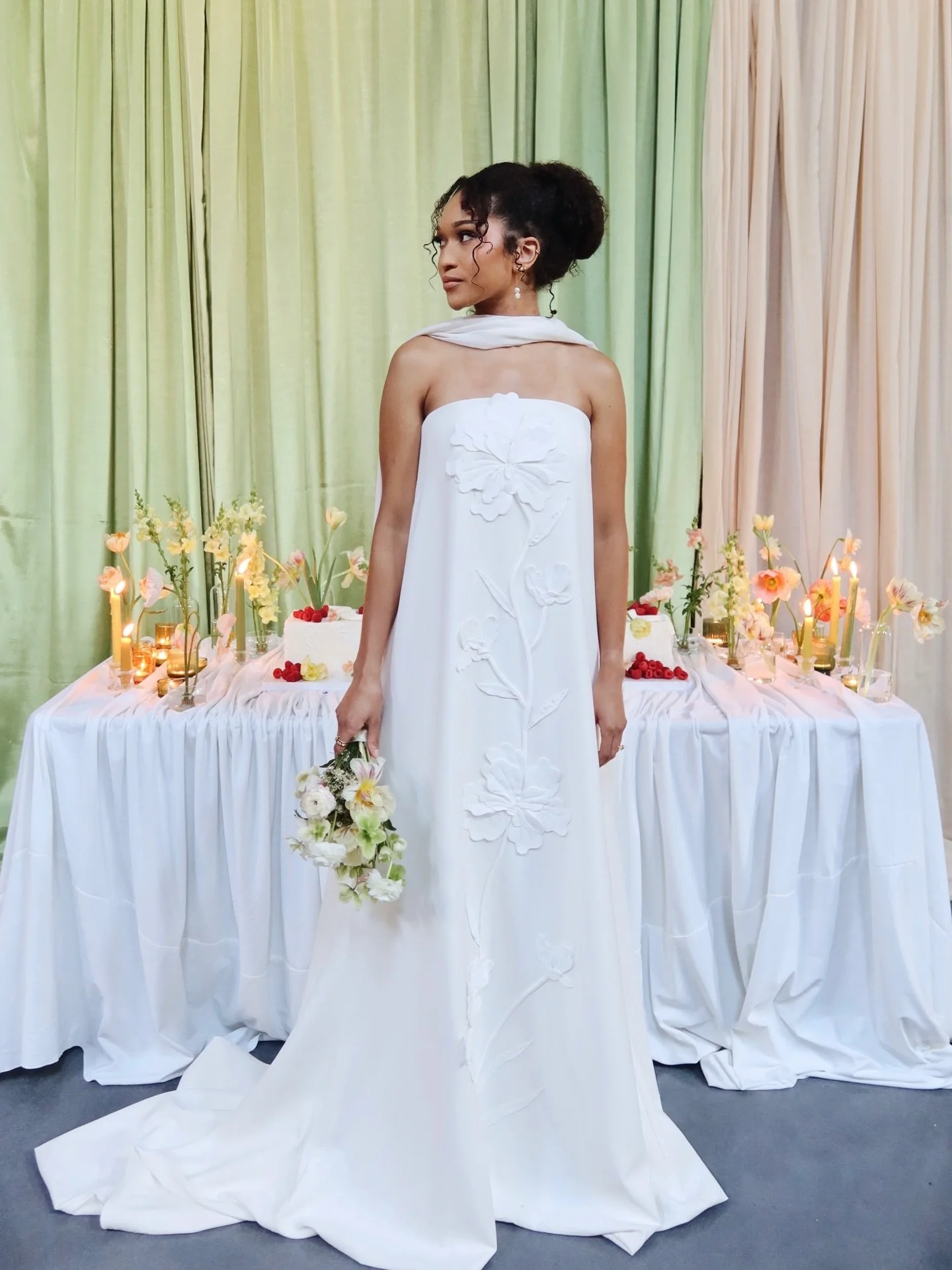 What it looks like when you hire a content creator who went to art + film school ☺️🪻🌼🌸🎥📷

Planning @emilycarolineevents_nola
Florals @thesecretspotflowers
Social Cinematography @shotbyschnell
Photography @sharonthomasphoto
Model @marycatherinelo