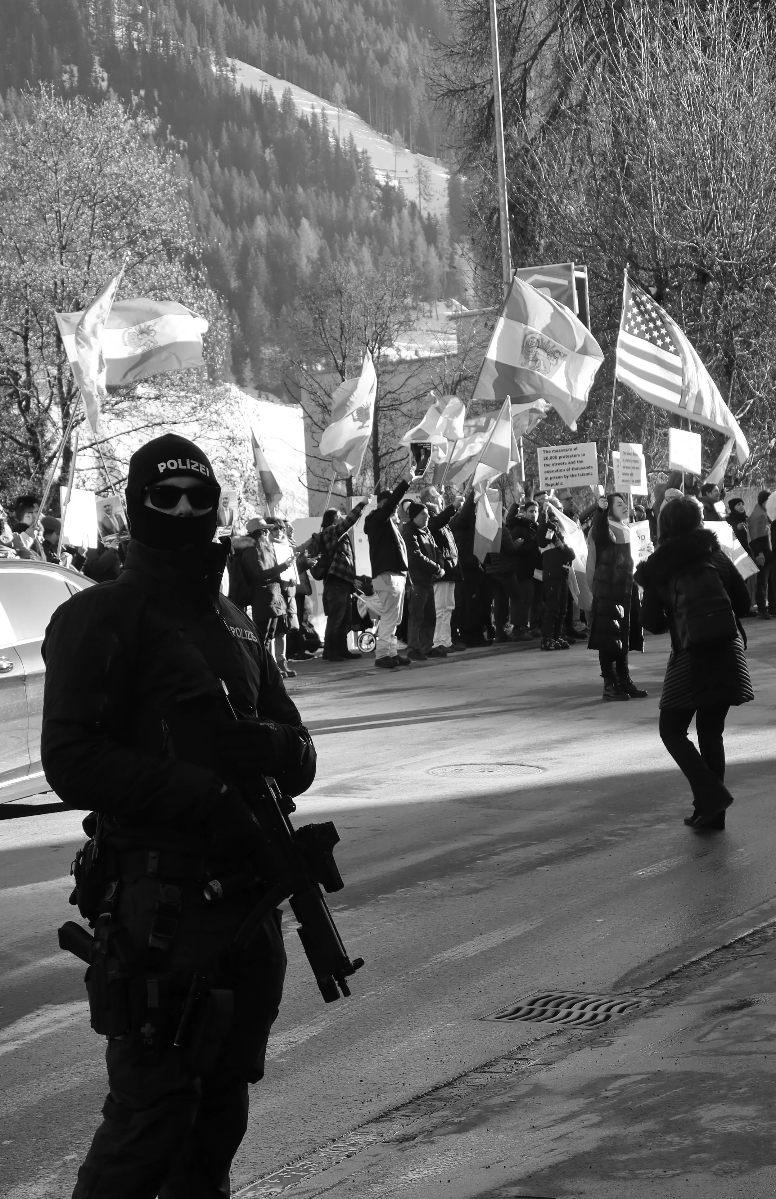 Davos — Intersection Burst