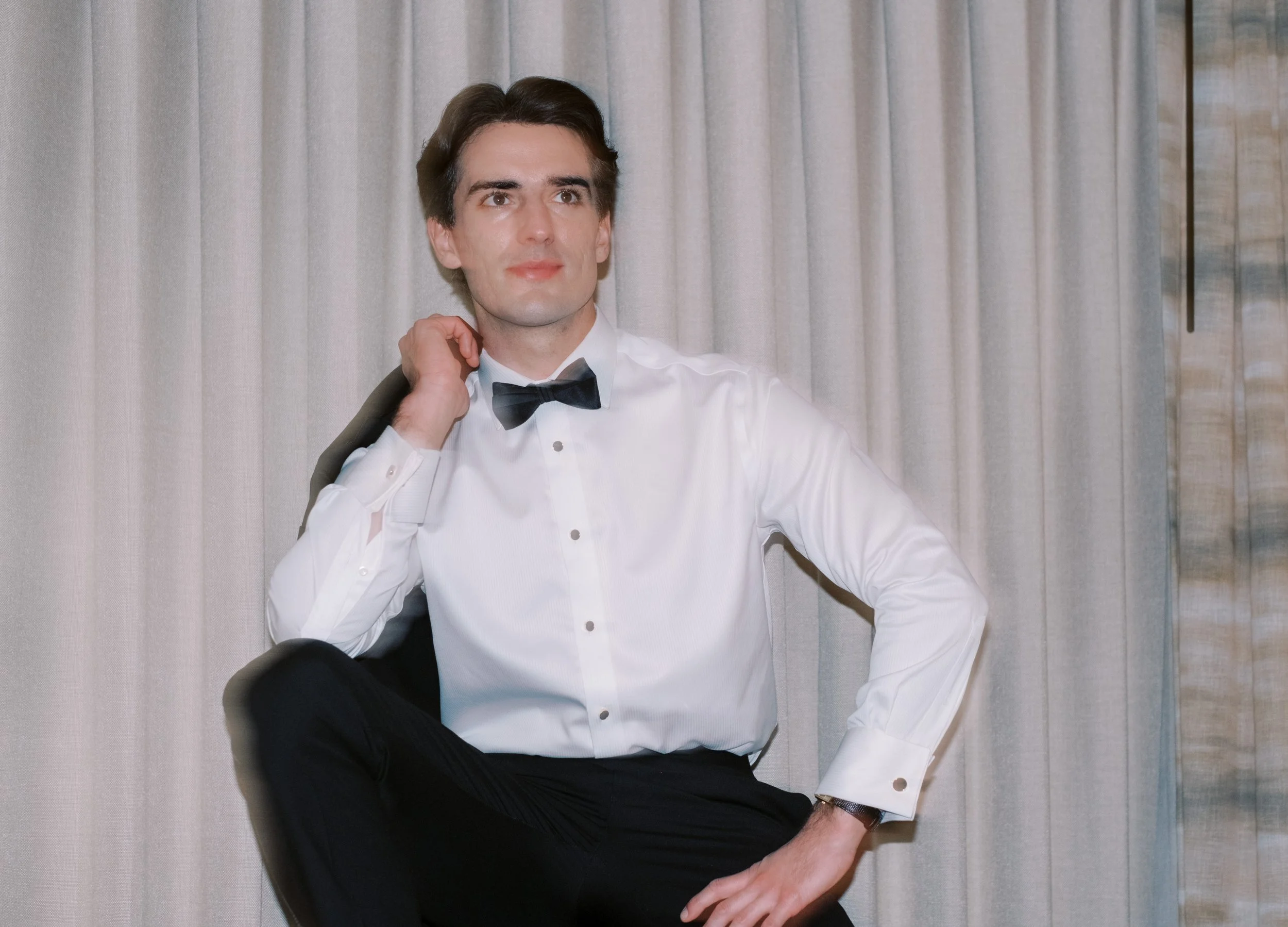 Groom getting ready at Appellation Healdsburg, Healdsburg California