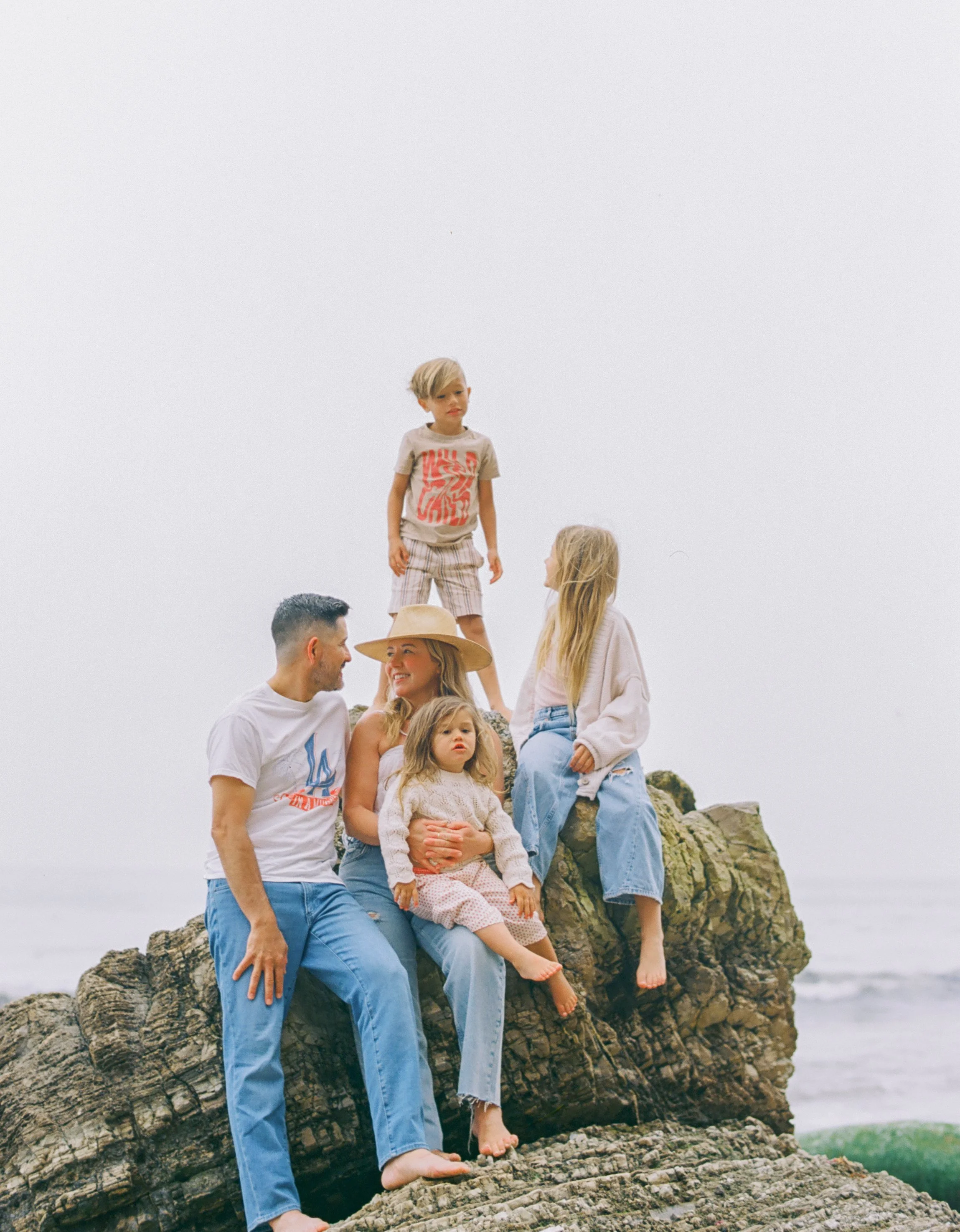 Family beach candid documentary photo session