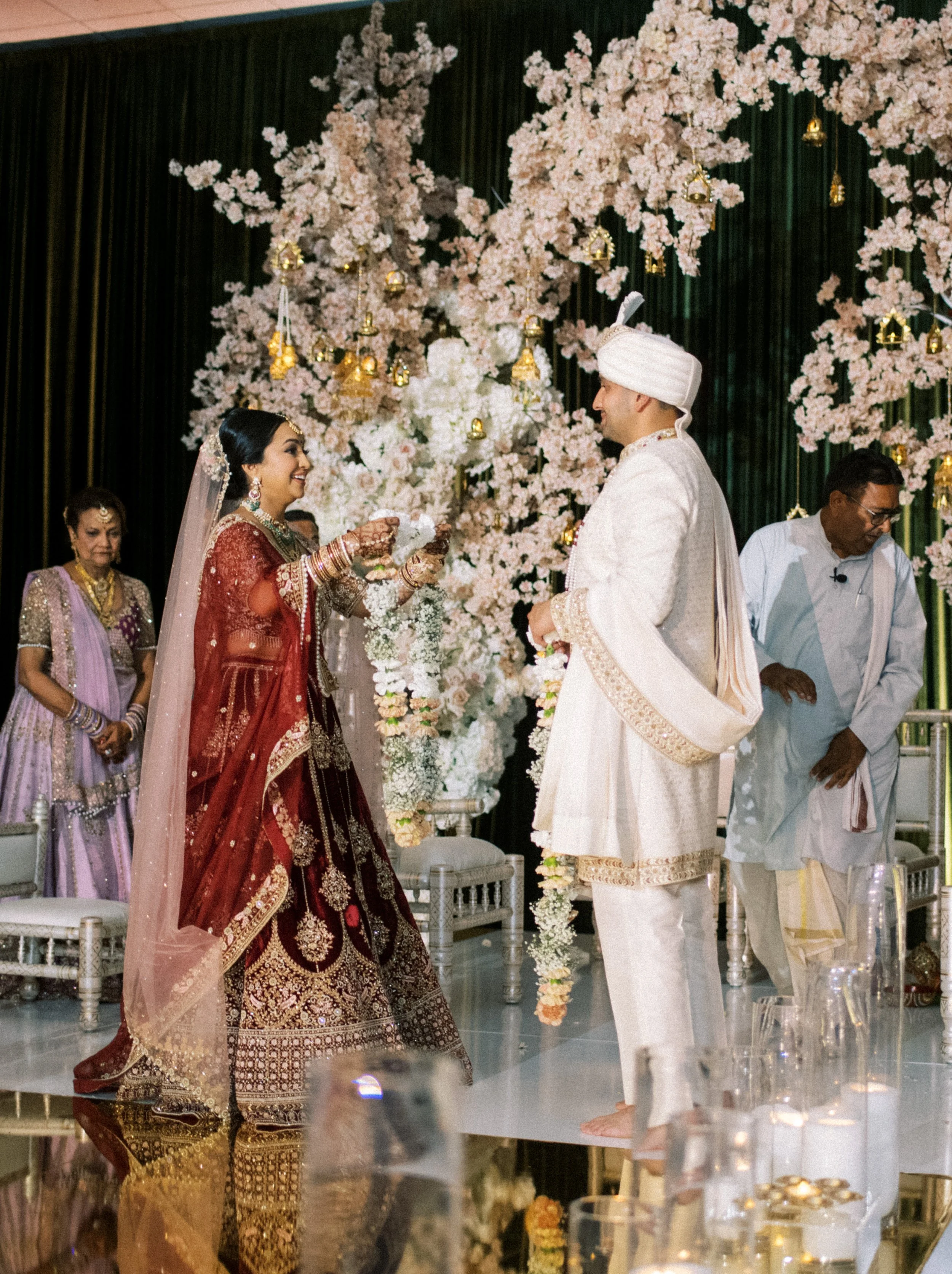 Ceremony first kiss