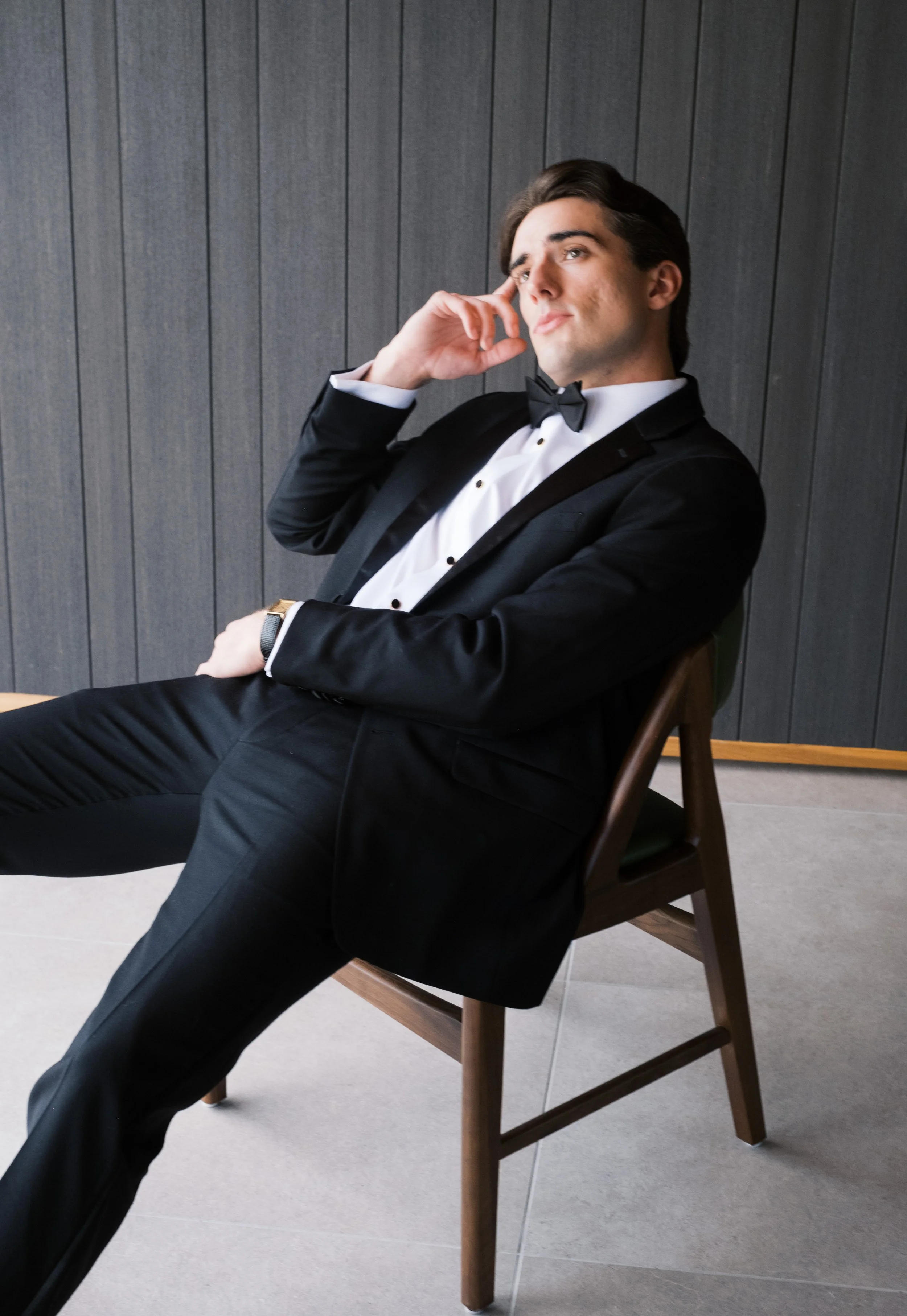 Groom getting ready at Appellation Healdsburg, Healdsburg California
